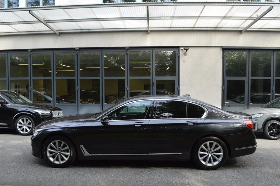 BMW 730d xDrive Steptronic-image-3