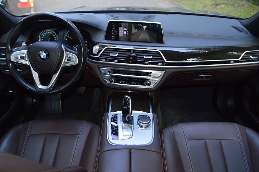 BMW 730d xDrive Steptronic-image-10
