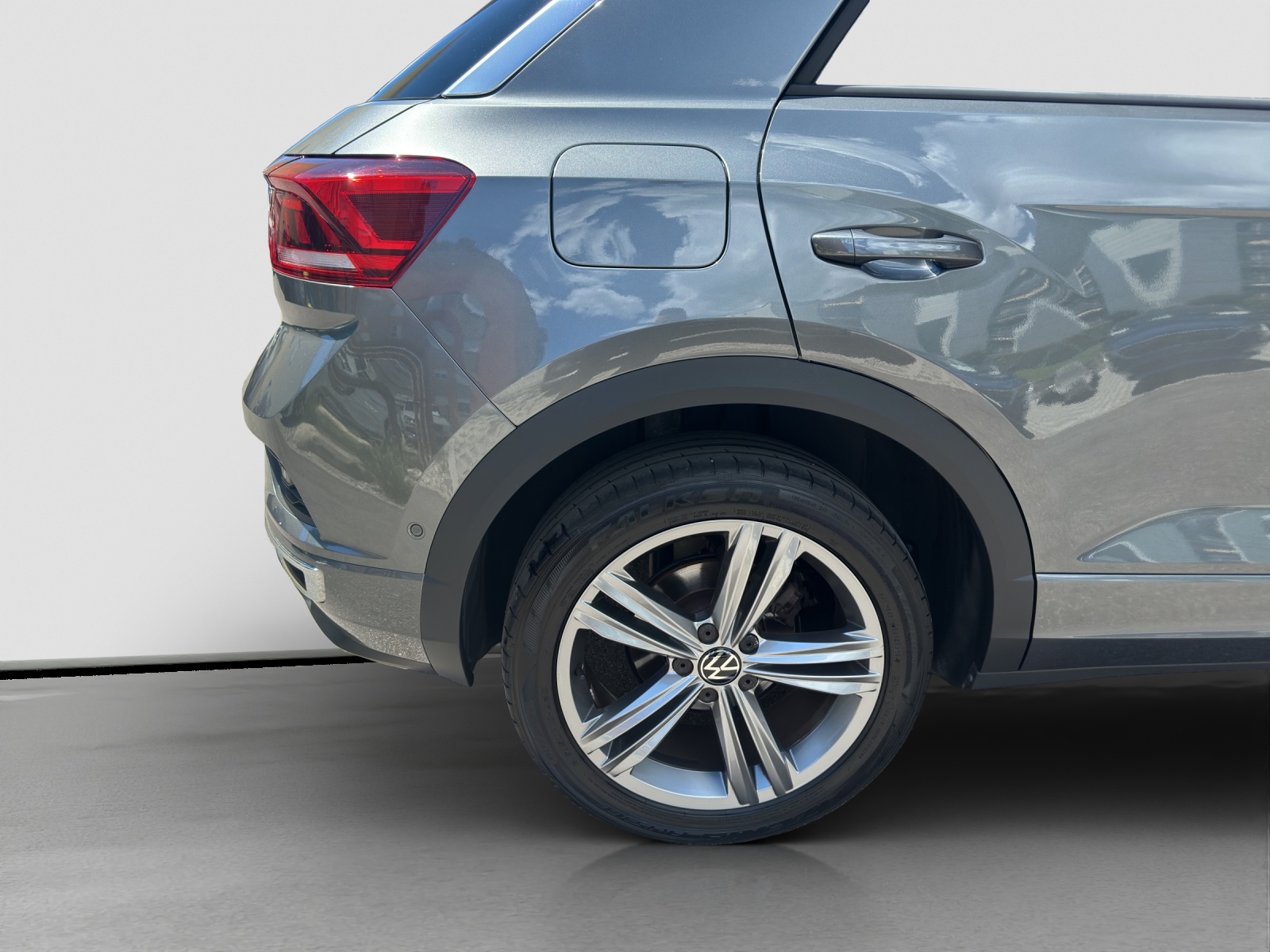VW T-Roc 1.5 TSI EVO Advance Selection DSG-image-4