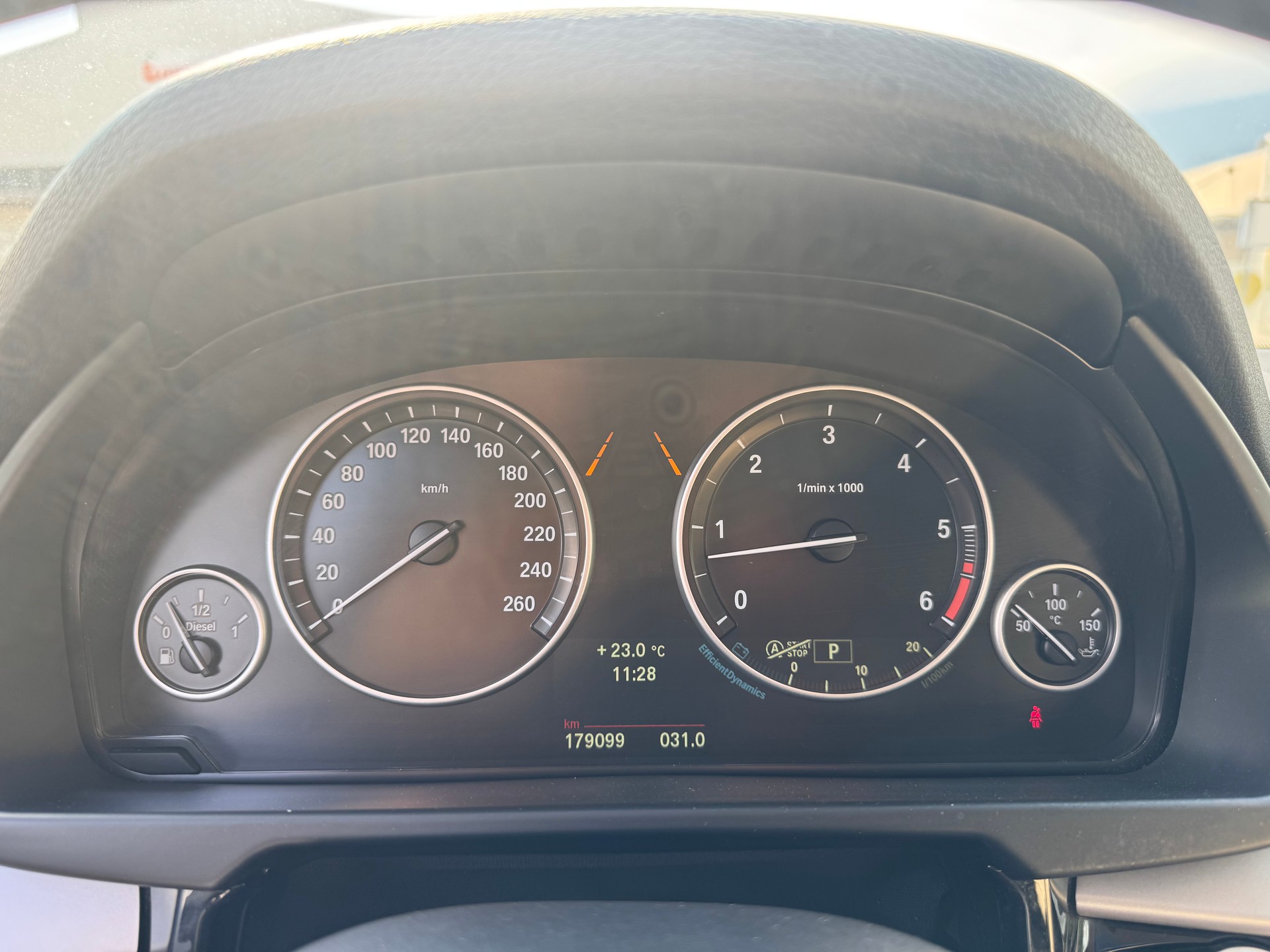 BMW X5 xDrive 30d Steptronic-image-11