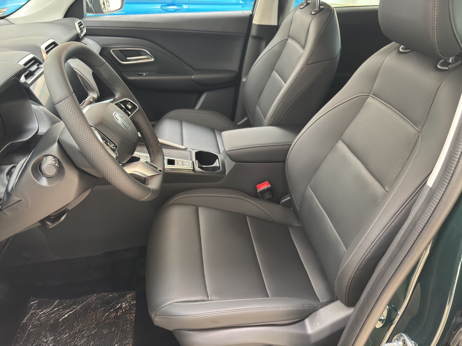 MG ZS 1.5 HEV Luxury-image-9
