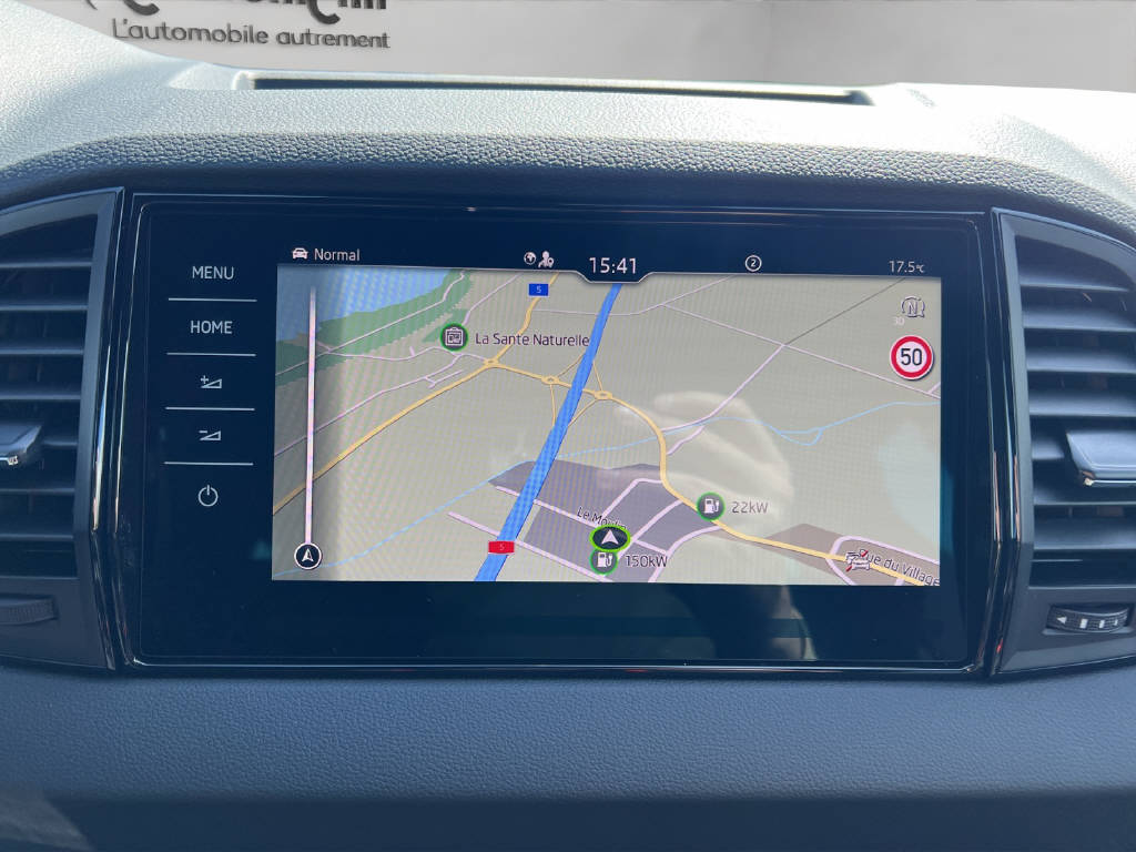 SKODA Karoq 1.5 TSI SportLine DSG-image-12