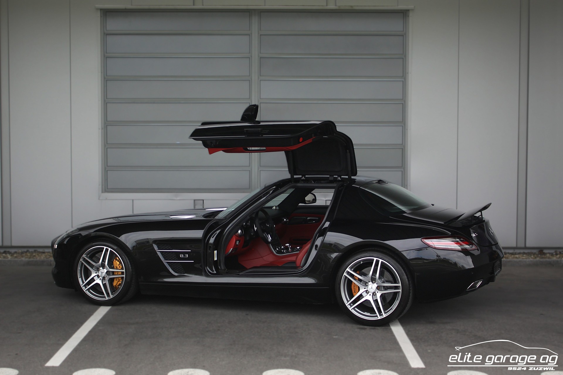 MERCEDES-BENZ SLS 63 AMG Speedshift-image-2