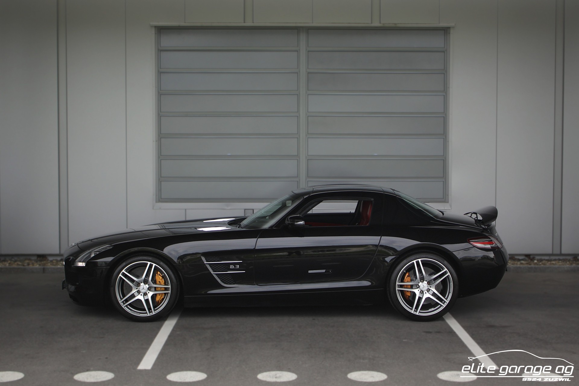 MERCEDES-BENZ SLS 63 AMG Speedshift-image-1