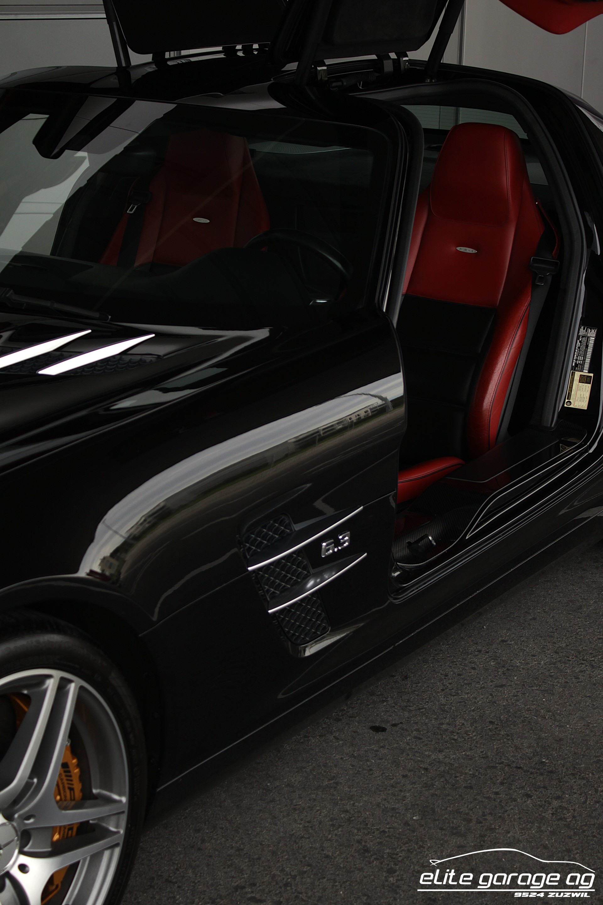 MERCEDES-BENZ SLS 63 AMG Speedshift-image-11