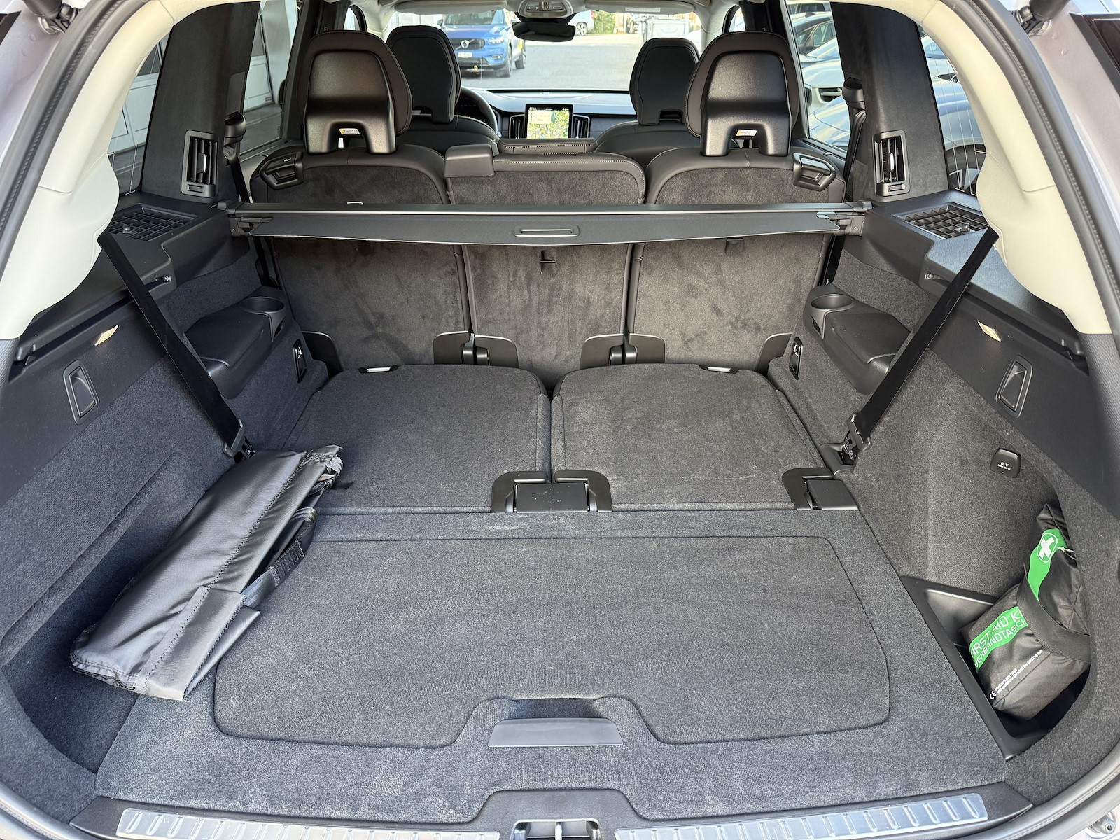 VOLVO XC90 2.0 T8 TE Ultra Dark eAWD-image-11
