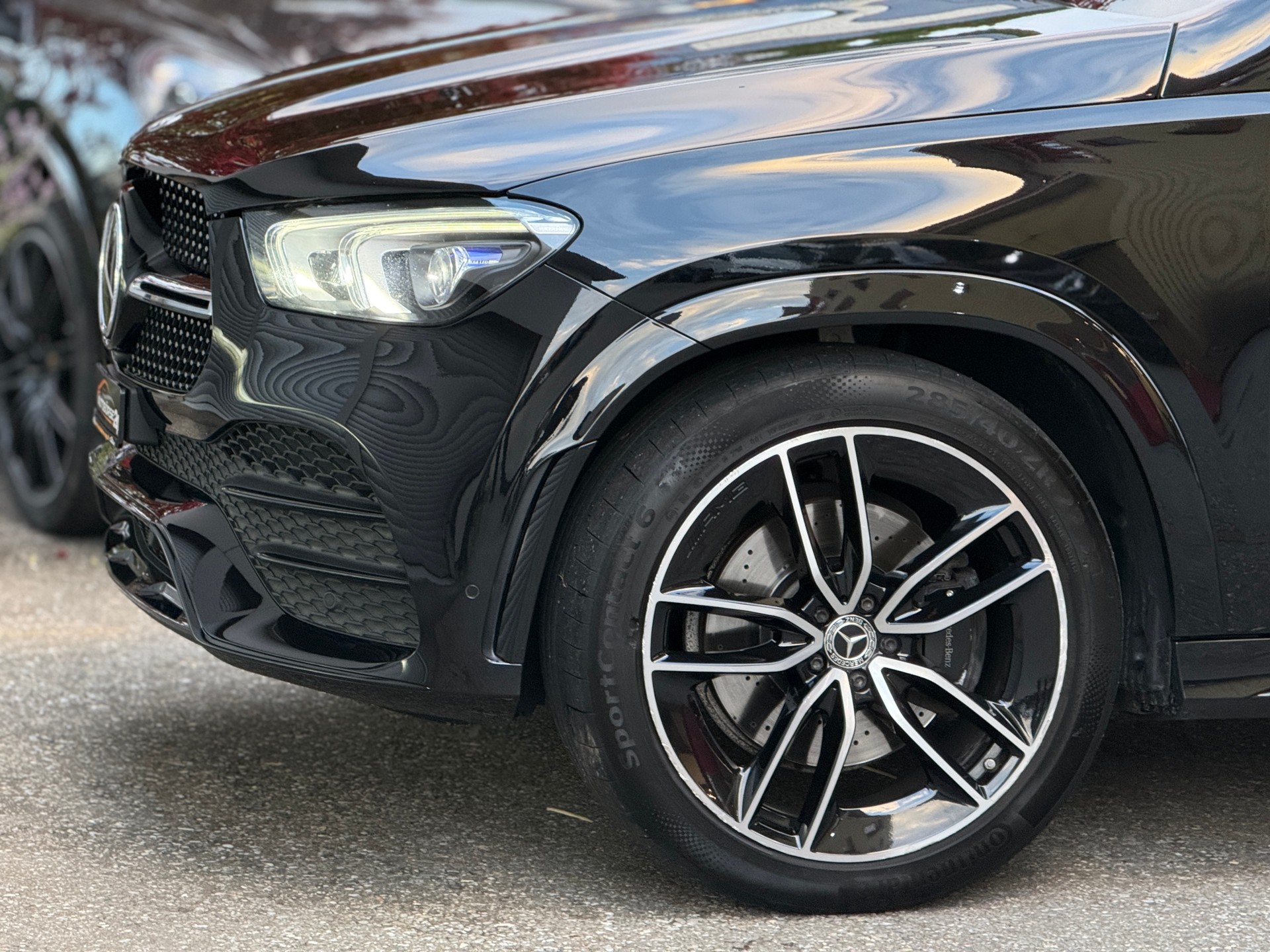 MERCEDES-BENZ GLE 400 d 4Matic AMG Line 9G-Tronic-image-6