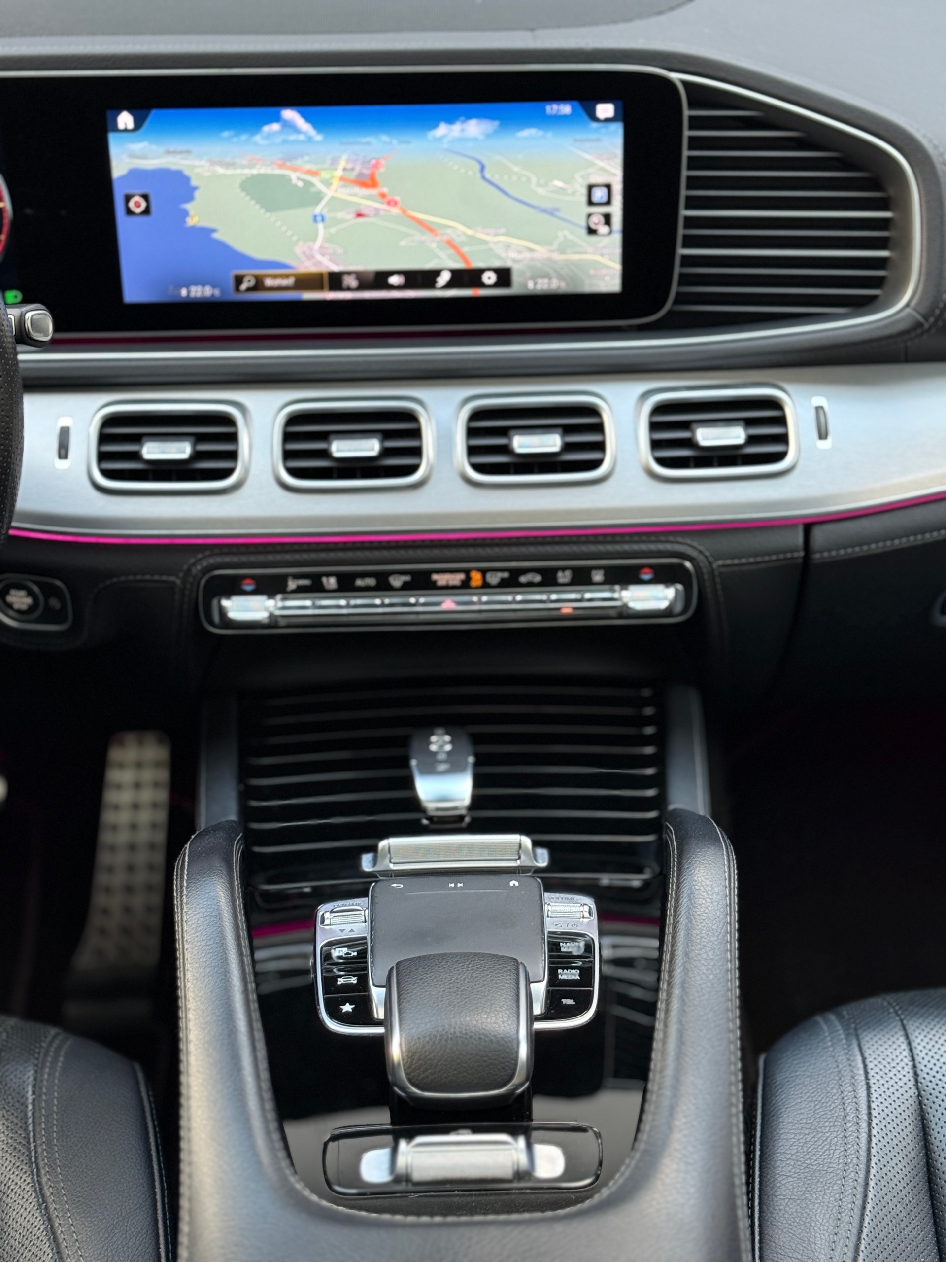MERCEDES-BENZ GLE 400 d 4Matic AMG Line 9G-Tronic-image-13