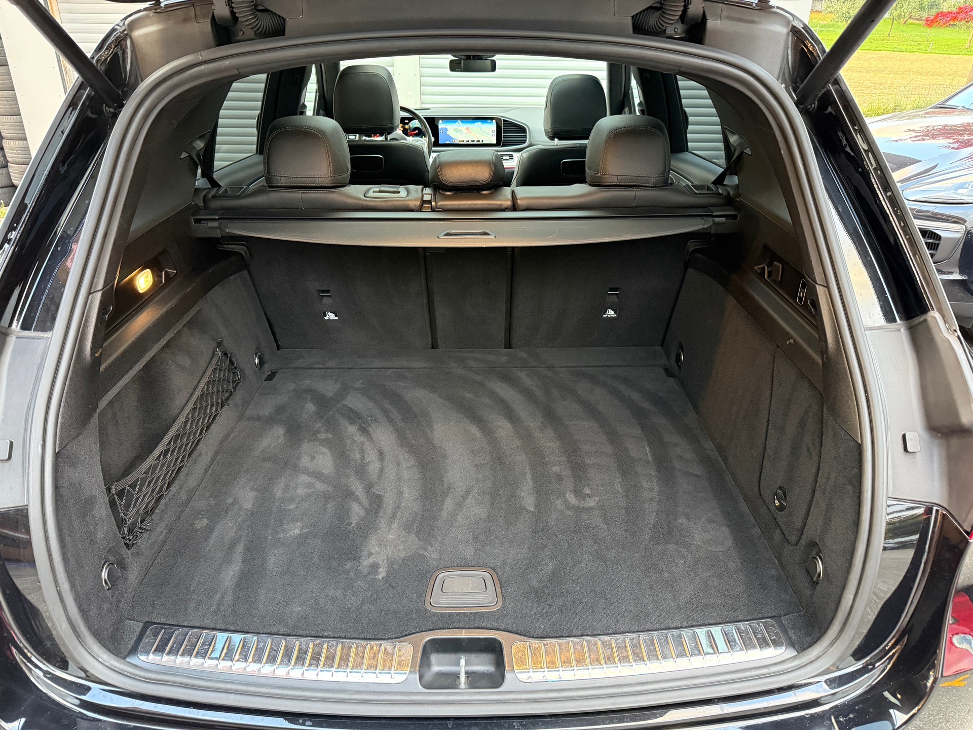 MERCEDES-BENZ GLE 400 d 4Matic AMG Line 9G-Tronic-image-27