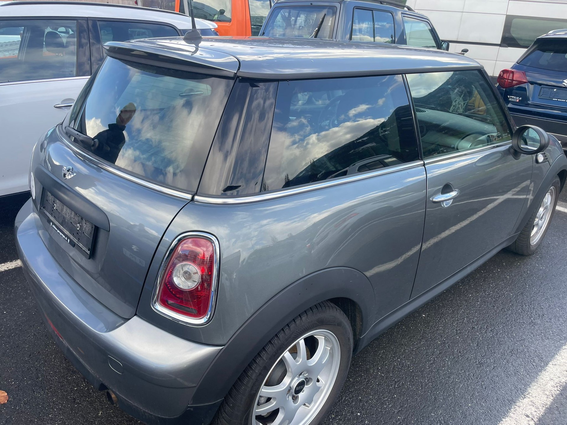 MINI One-image-1
