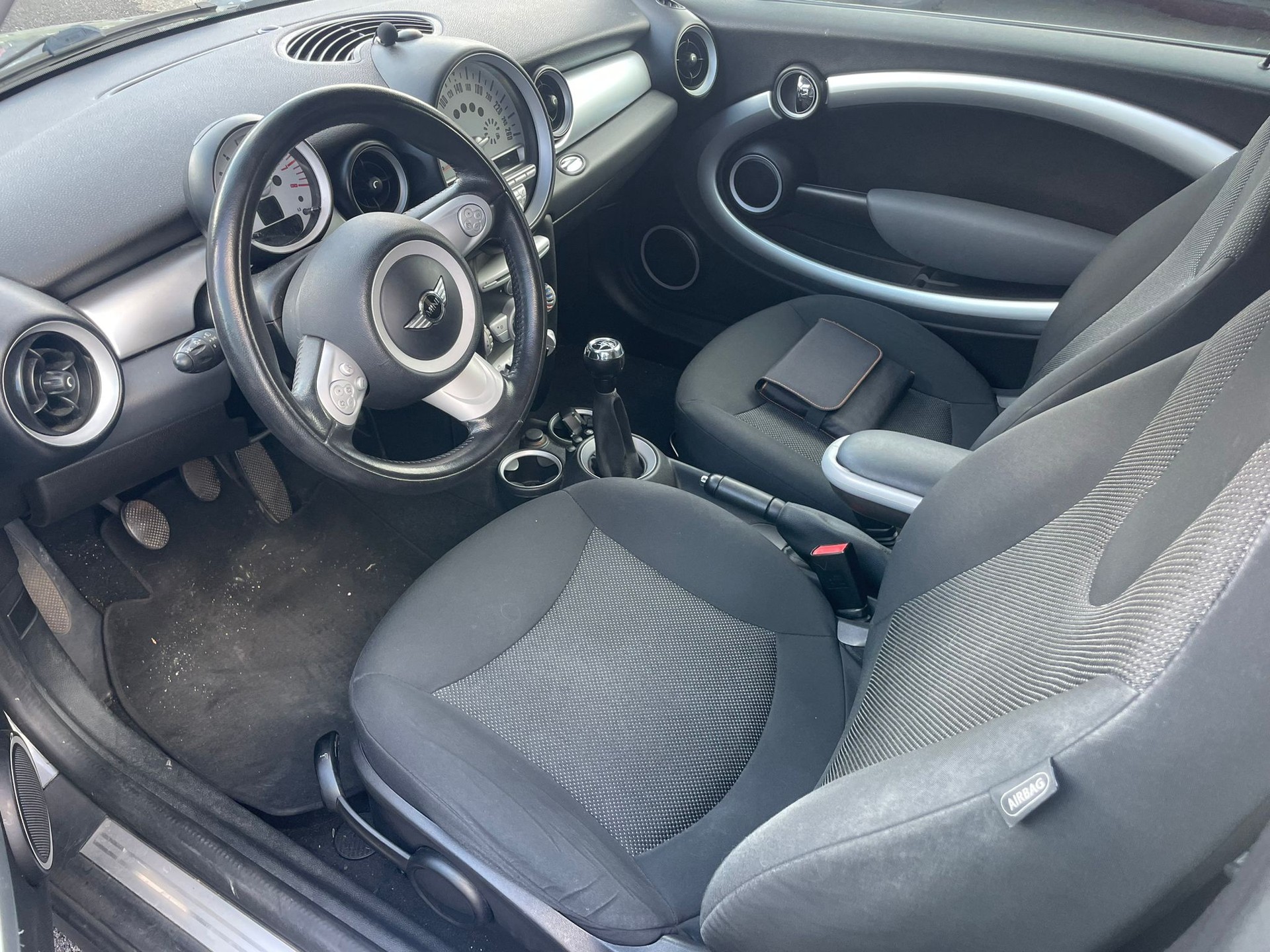 MINI One-image-6