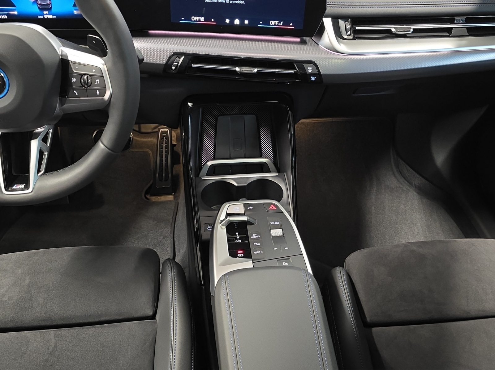 BMW 230e xDrive Active Tourer M Sport-image-13