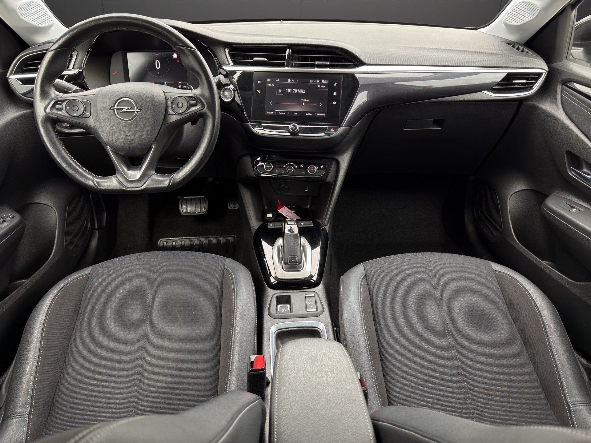 OPEL Corsa 1.2 TP Edition-image-10