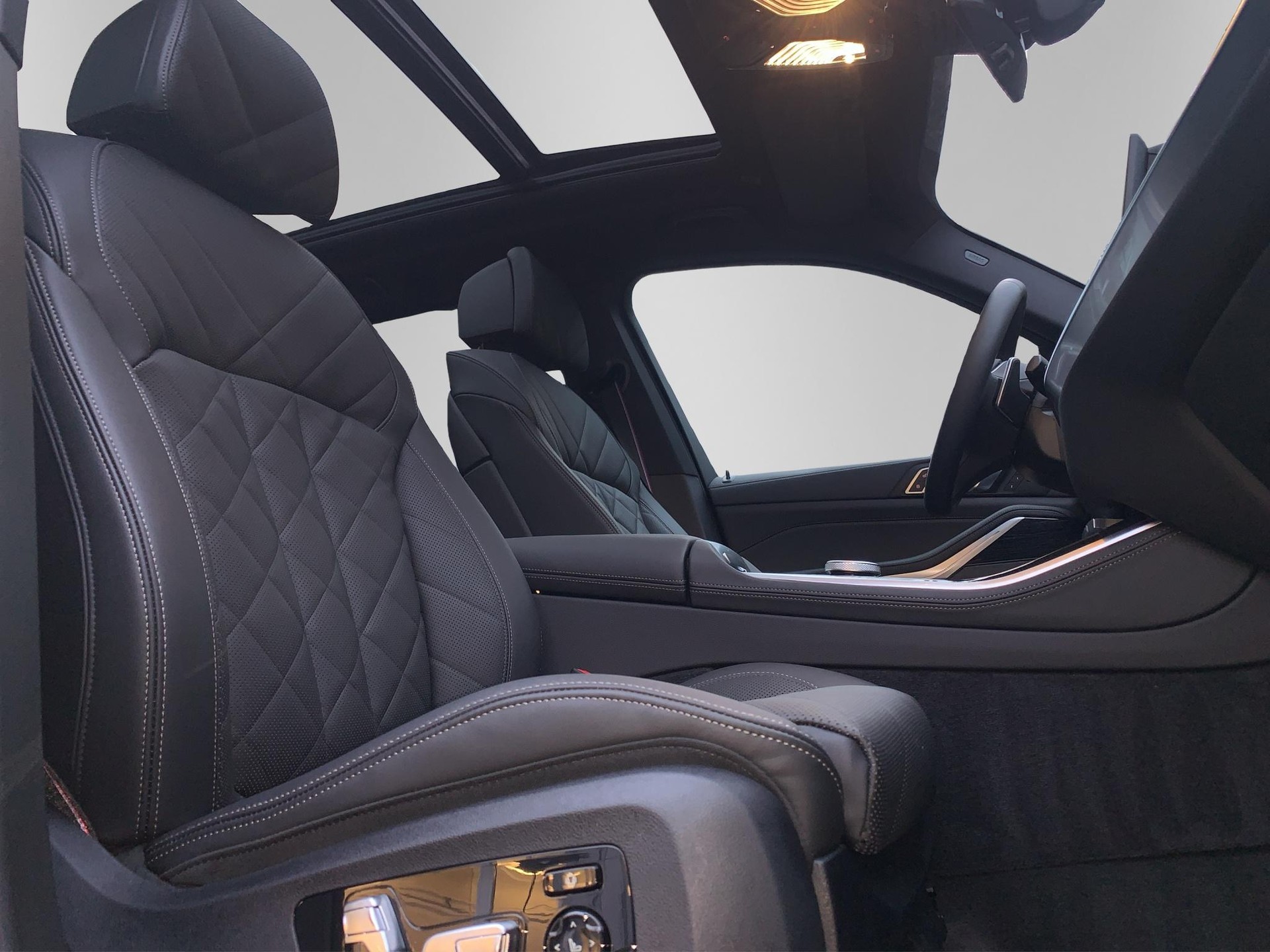 BMW X5 xDrive 48V 40i M Sport Pro Steptronic-image-19
