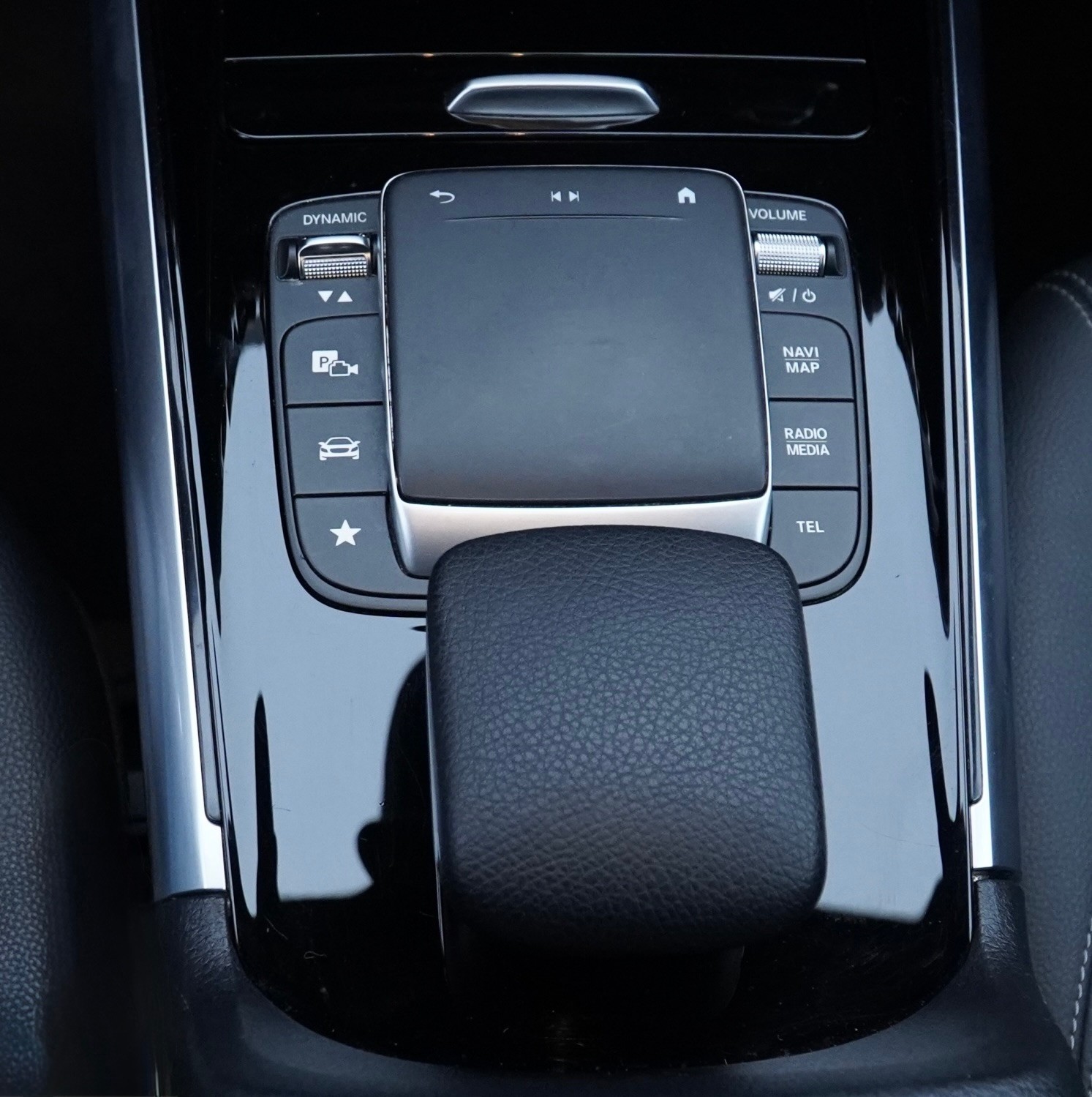 MERCEDES-BENZ B 200 d 8G-DCT *CH Fahrzeug*-image-9