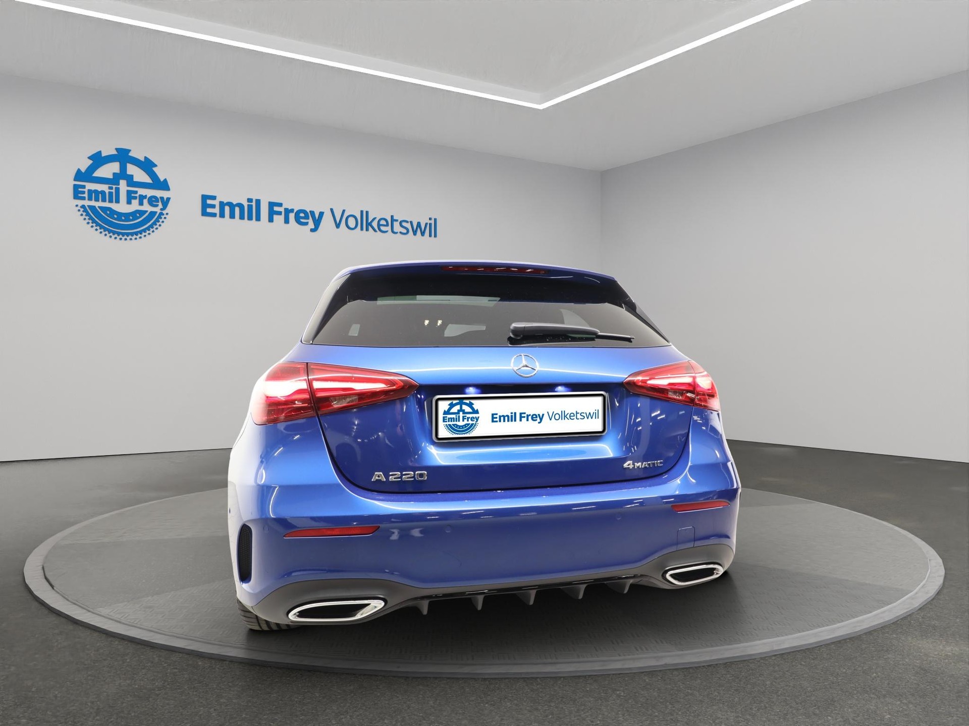 MERCEDES-BENZ A 220 4Matic-image-2