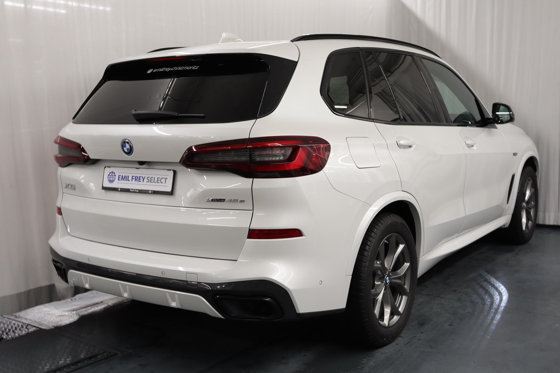 BMW X5 45e xDrive SAG-image-10