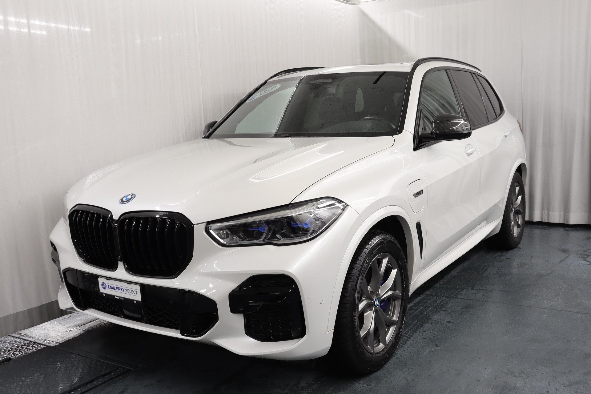 BMW X5 45e xDrive SAG-image-0