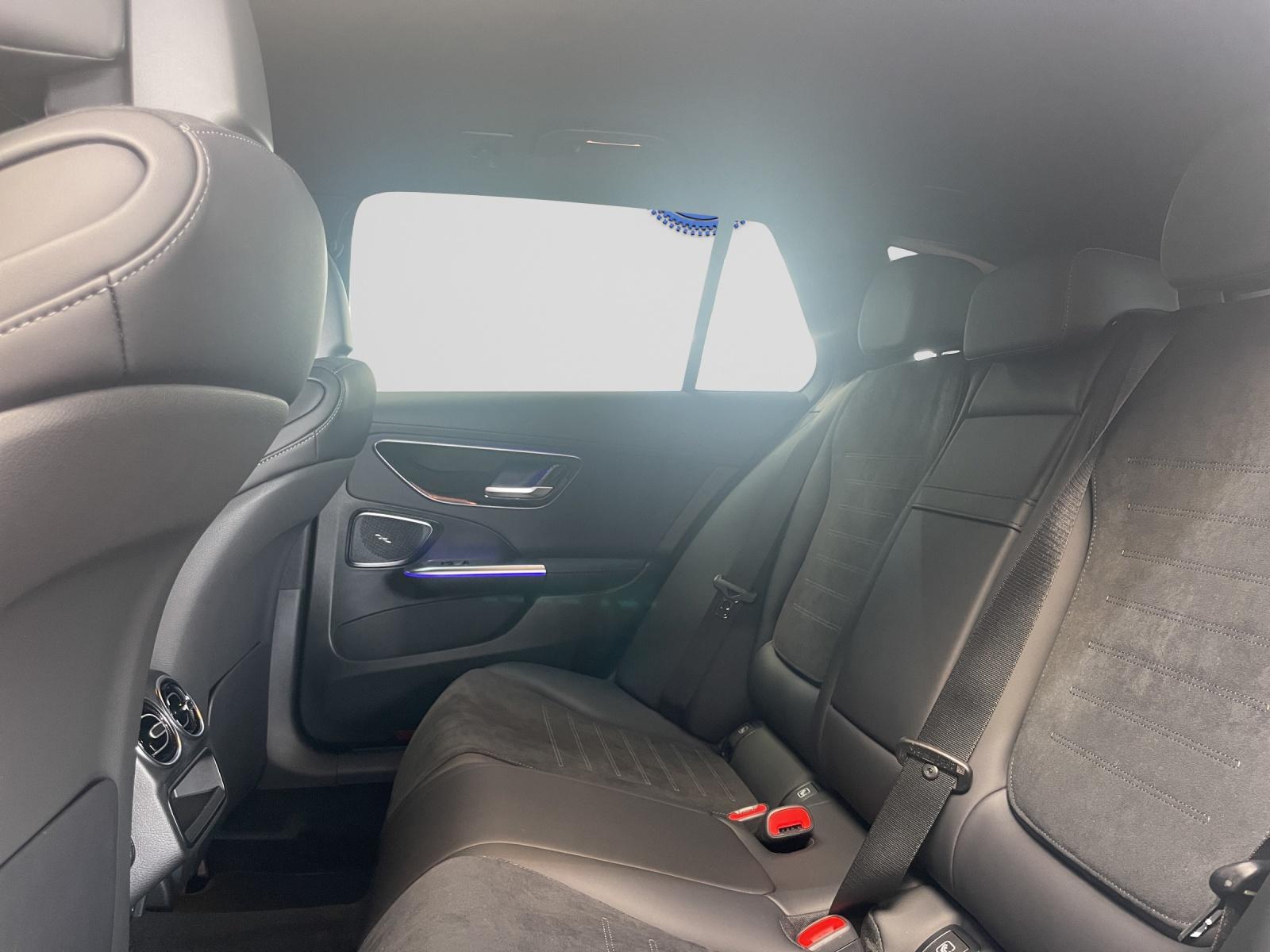 MERCEDES-BENZ C 220 d 4MATIC T-Modell Swiss Star AMG Line-image-6
