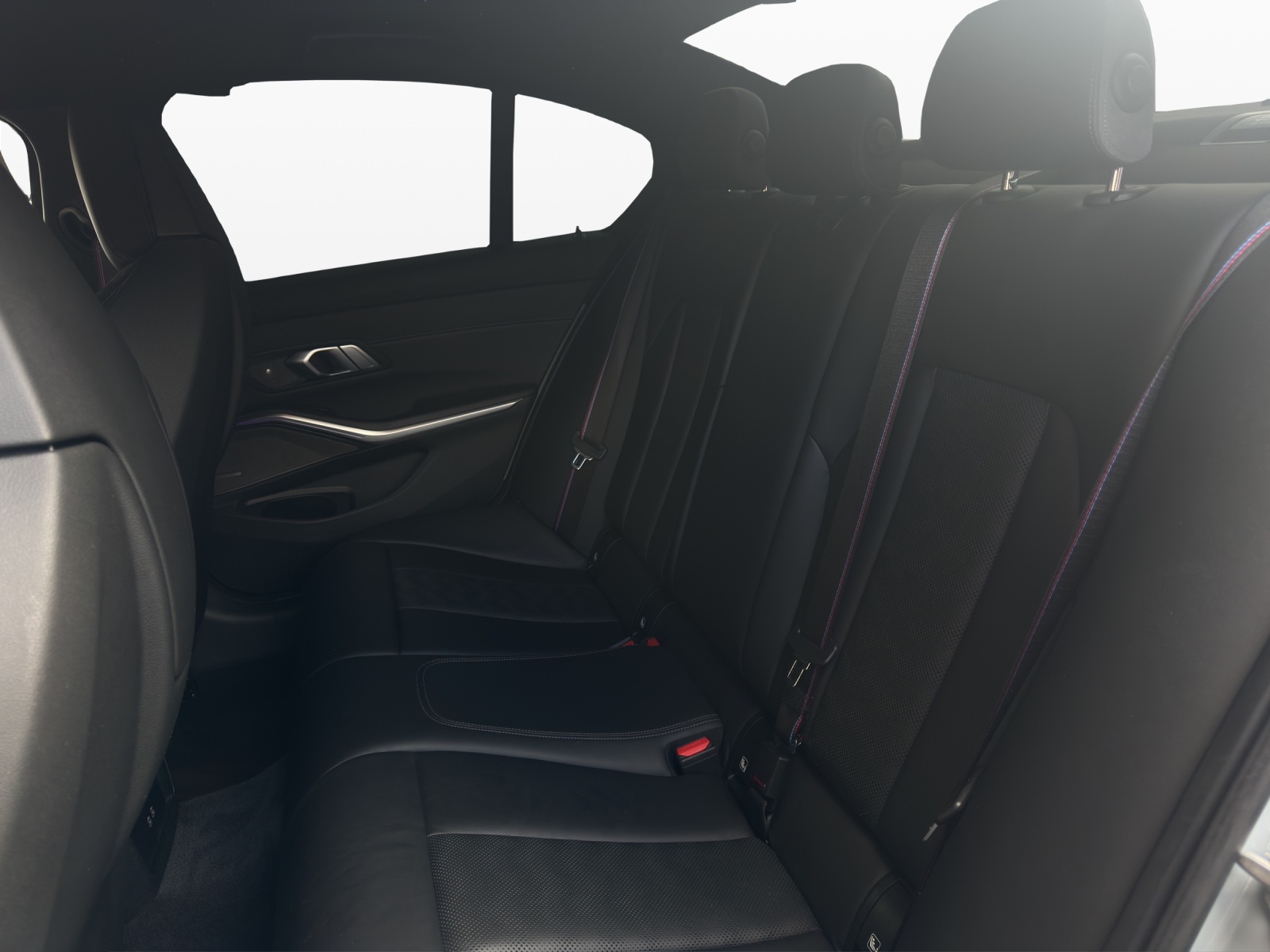 BMW M3 Competition-image-12