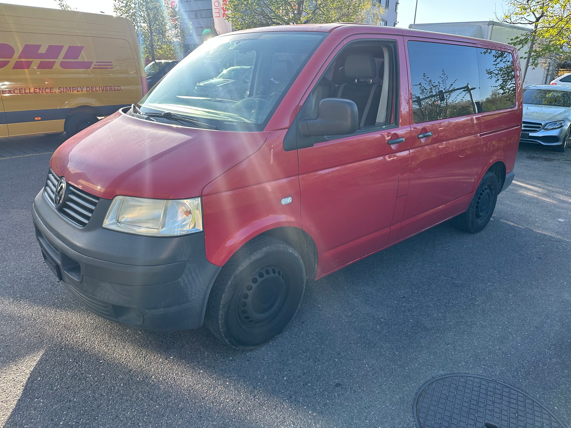 VW T5 Multivan Lang 2.5 TDI-image-0