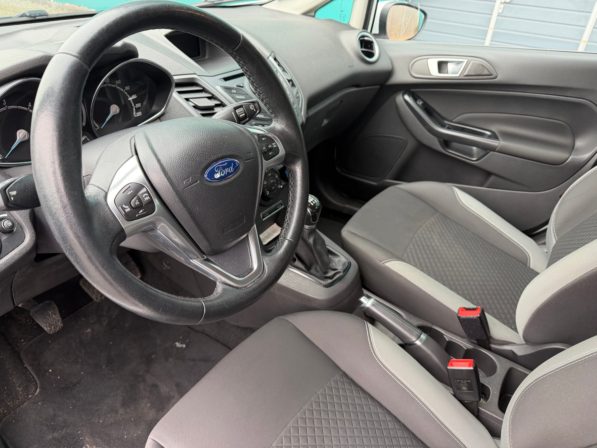 FORD Fiesta 1.5 TDCi Energy-image-10