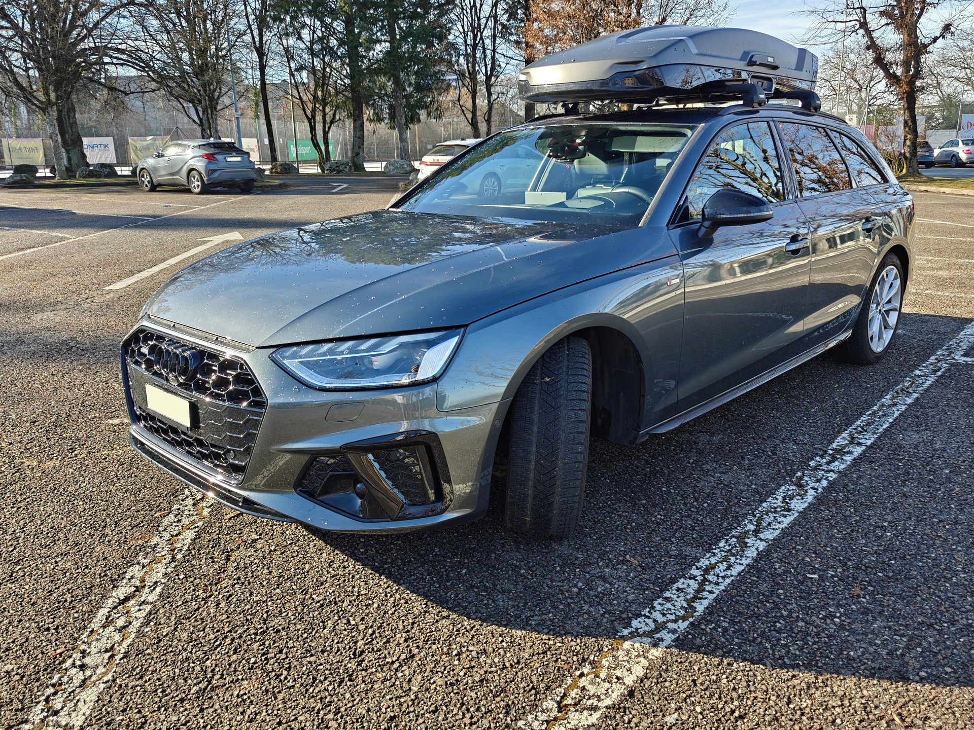 AUDI A4 Avant 40 TDI S line Attraction quattro S-tronic-image-1