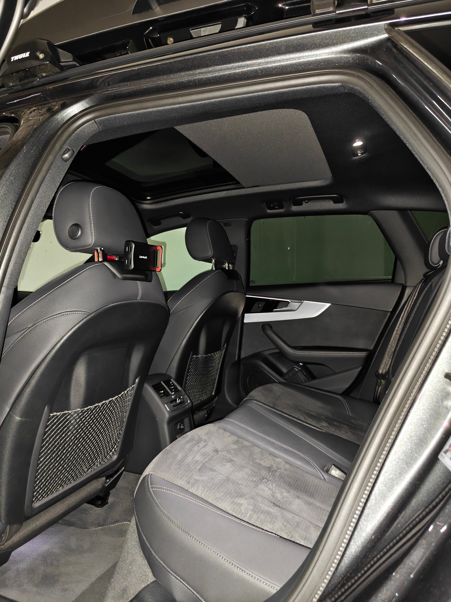 AUDI A4 Avant 40 TDI S line Attraction quattro S-tronic-image-13