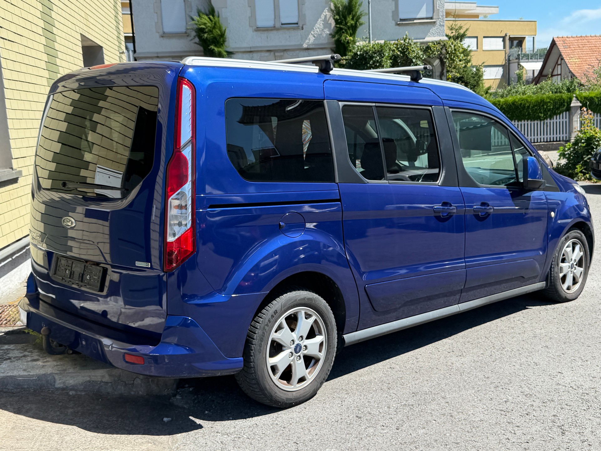 FORD Grand Tourneo Connect 1.6 SCTi Titanium Automatic-image-4