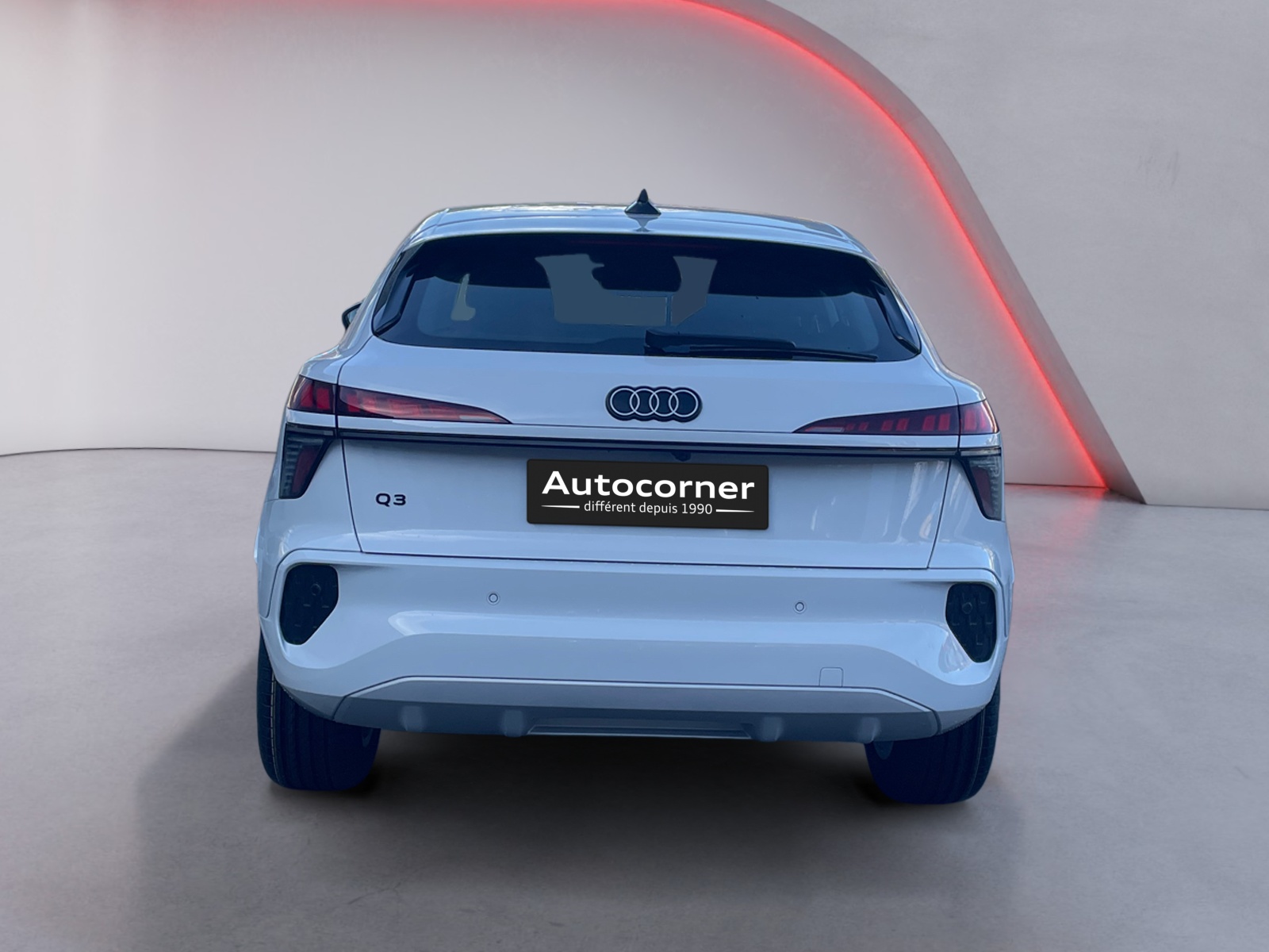 AUDI Q3 Sportback 110 kW TFSI S tronic-image-3