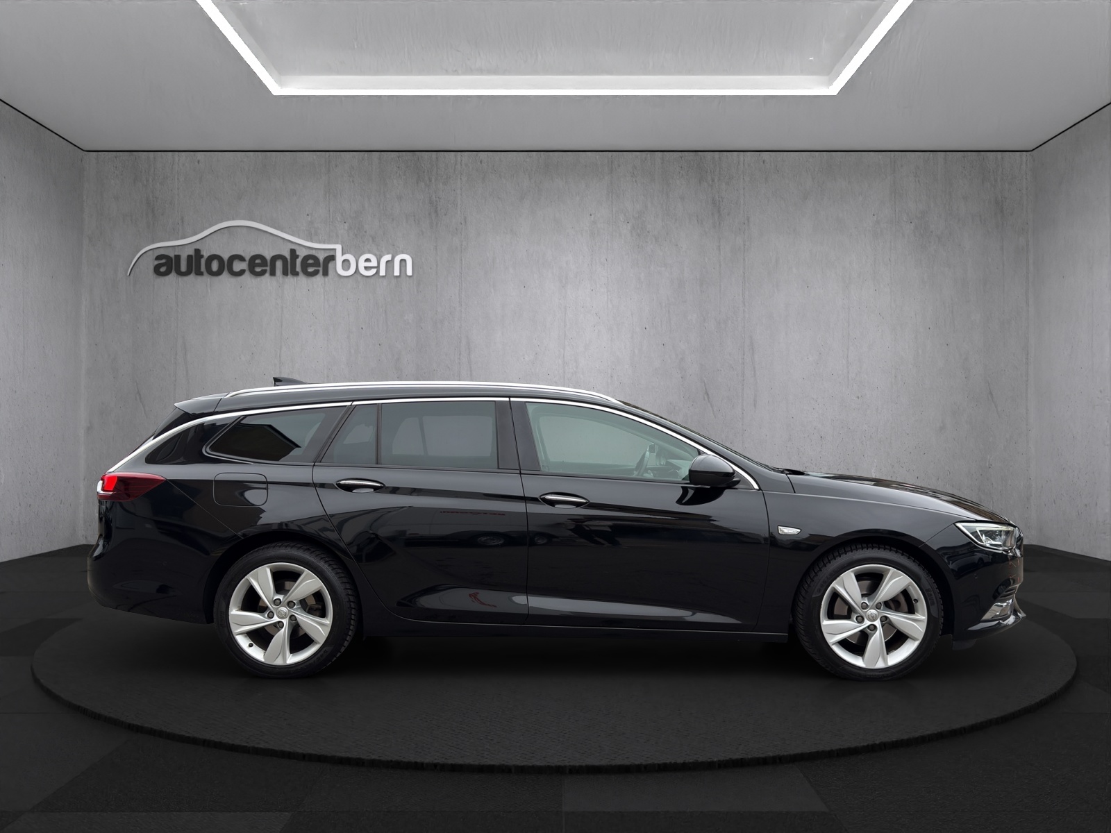 OPEL Insignia 1.5 T Sports Tourer Exclusive Automatic-image-7