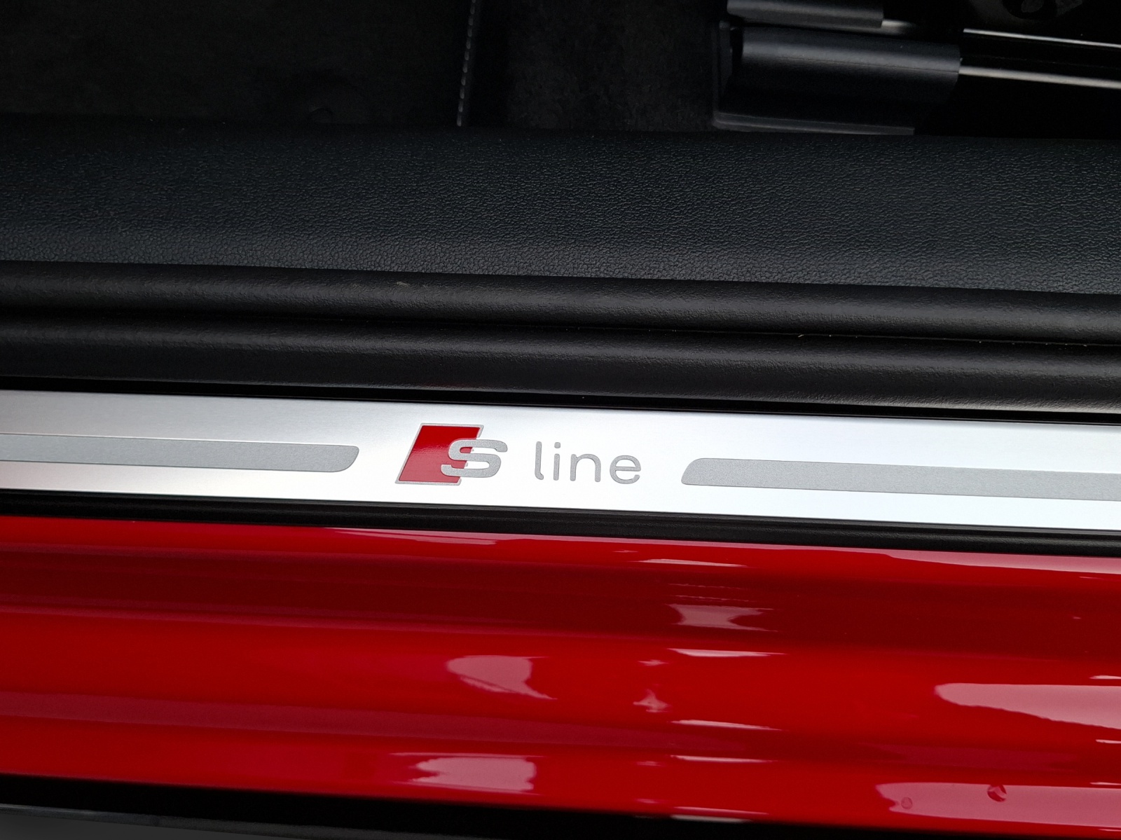 AUDI A1 Sportback 30 TFSI S Line Attraction S-tronic-image-14