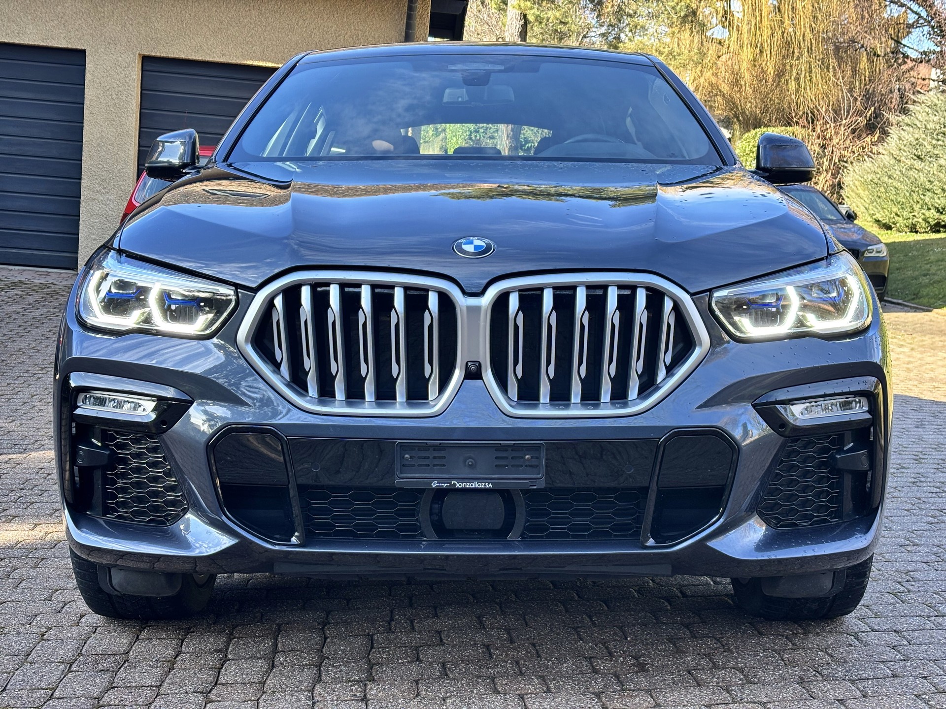 BMW X6 xDrive 48V 40i M Sport Steptronic-image-2
