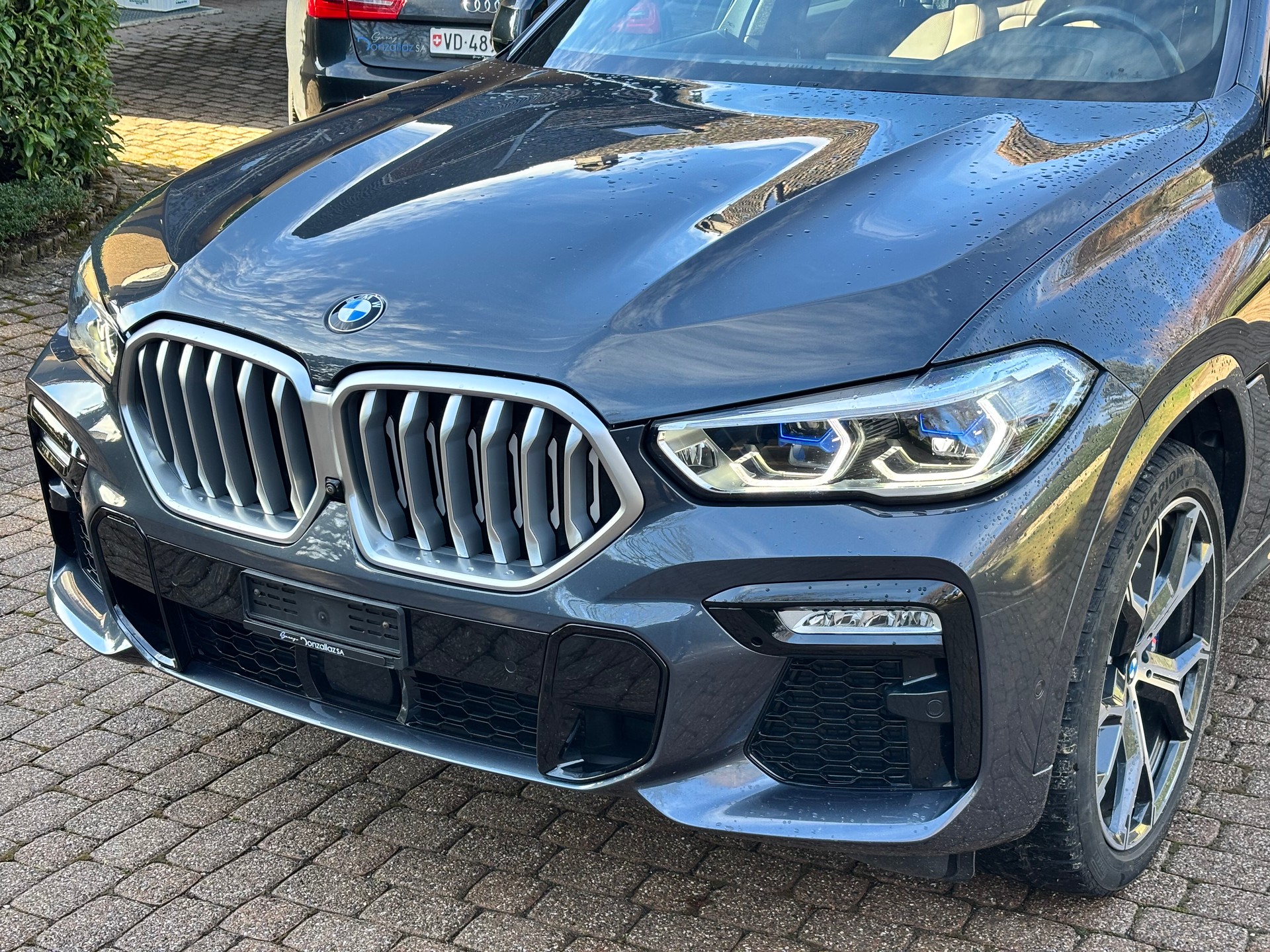 BMW X6 xDrive 48V 40i M Sport Steptronic-image-1