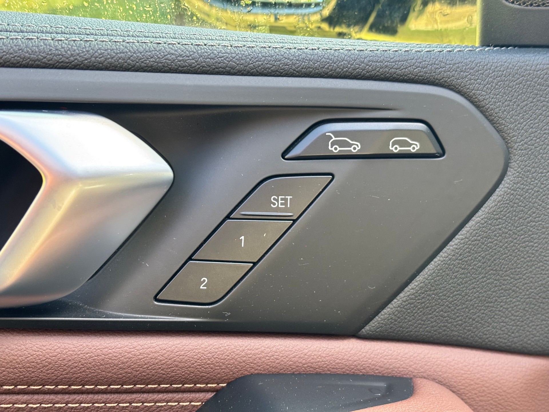 BMW X6 xDrive 48V 40i M Sport Steptronic-image-27