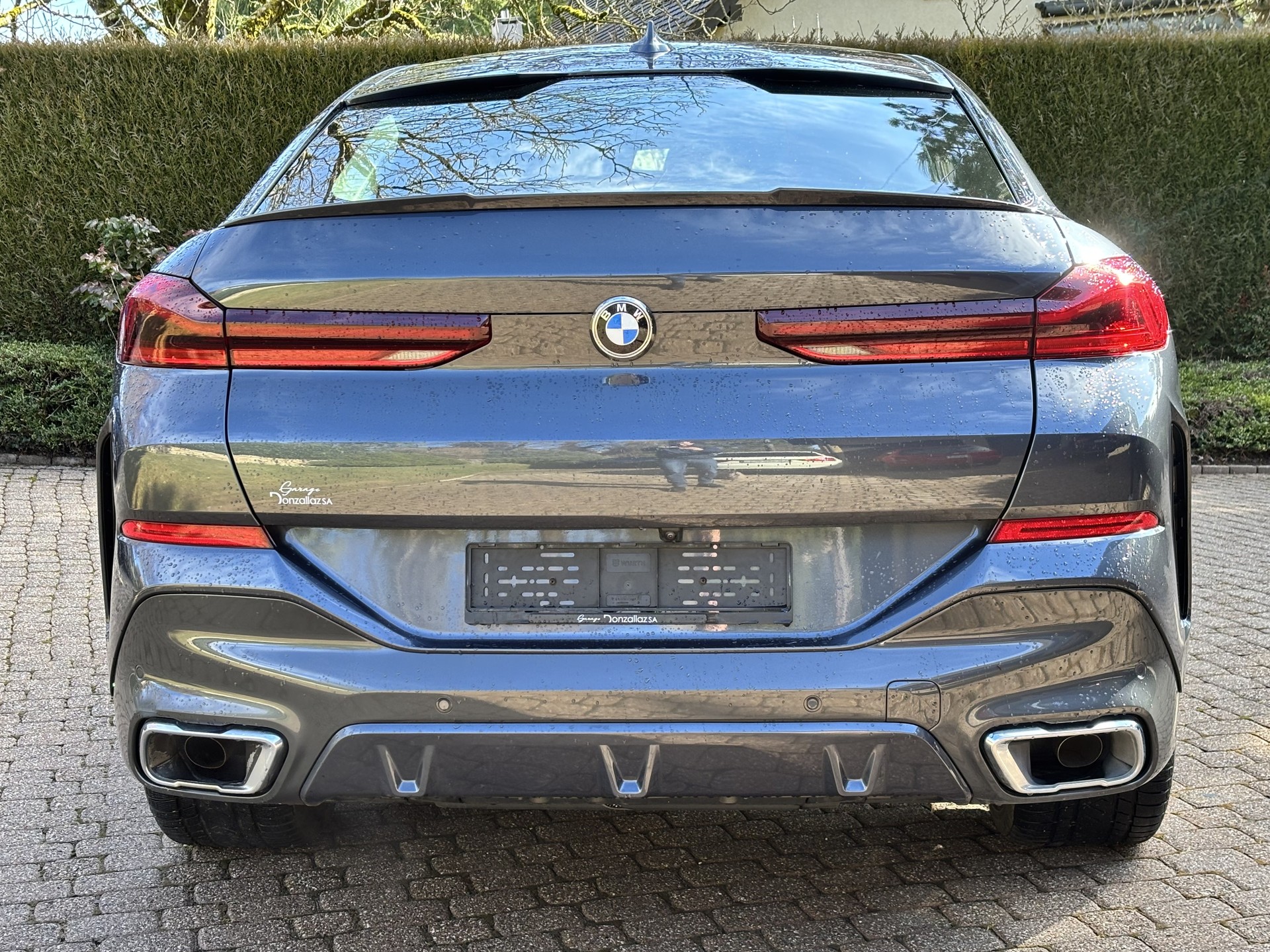 BMW X6 xDrive 48V 40i M Sport Steptronic-image-25