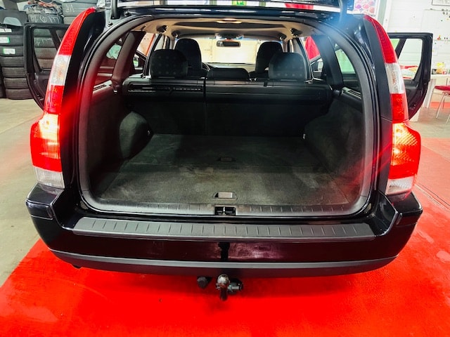 VOLVO V70 2.4 Bi-Fuel Kinetic-image-14