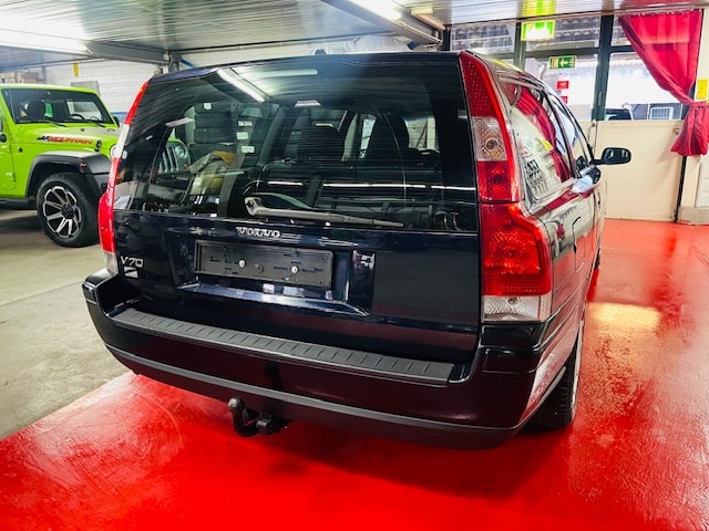 VOLVO V70 2.4 Bi-Fuel Kinetic-image-5