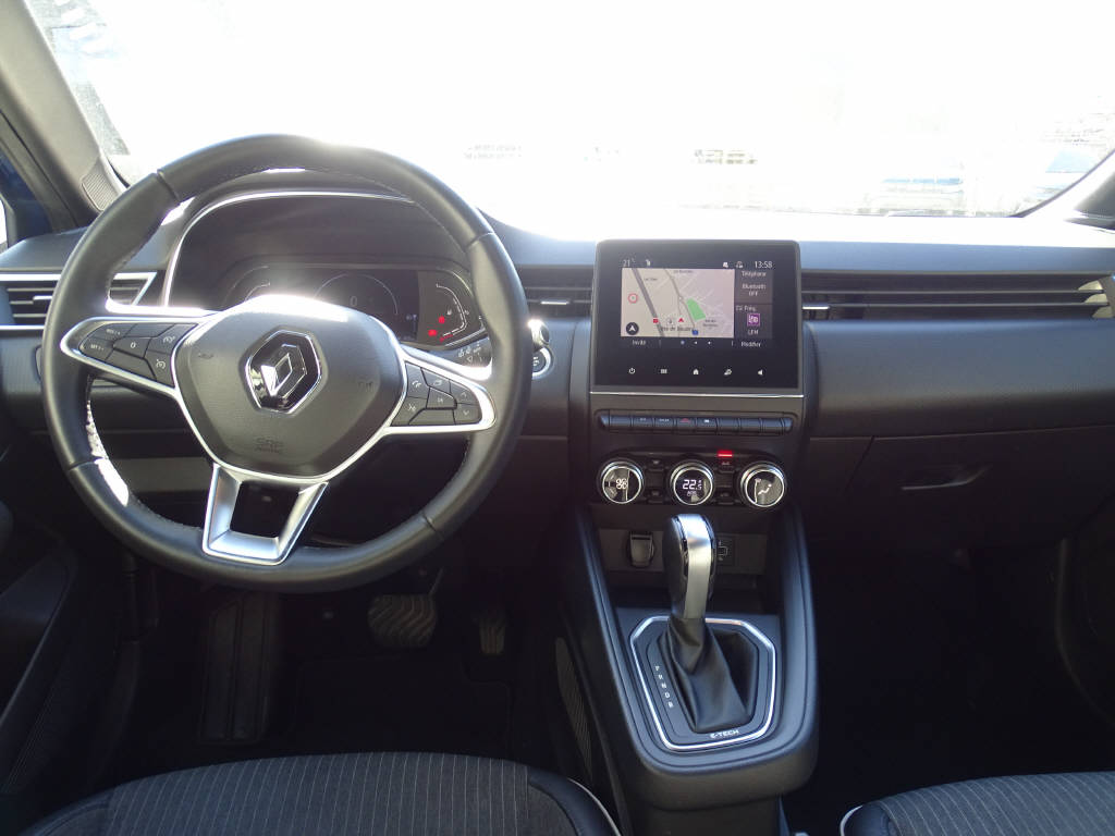 RENAULT Clio 1.6 E-Tech Intens-image-7