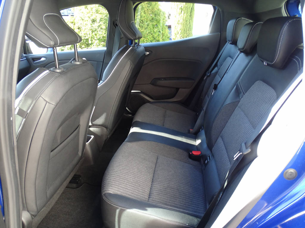 RENAULT Clio 1.6 E-Tech Intens-image-5