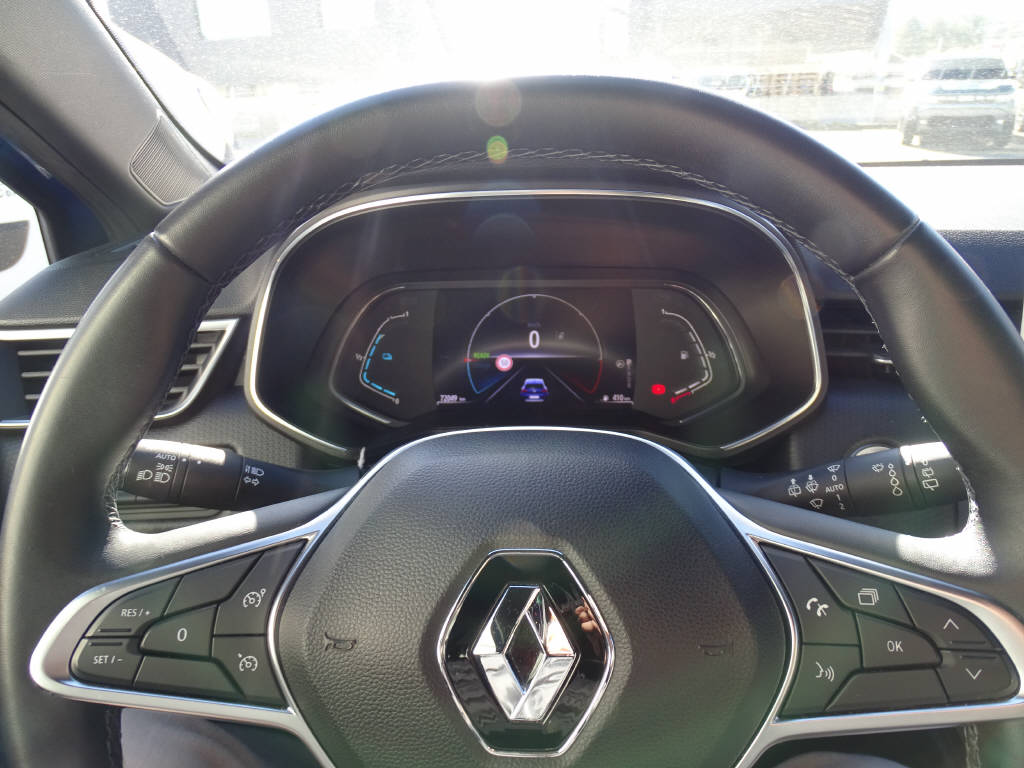 RENAULT Clio 1.6 E-Tech Intens-image-8