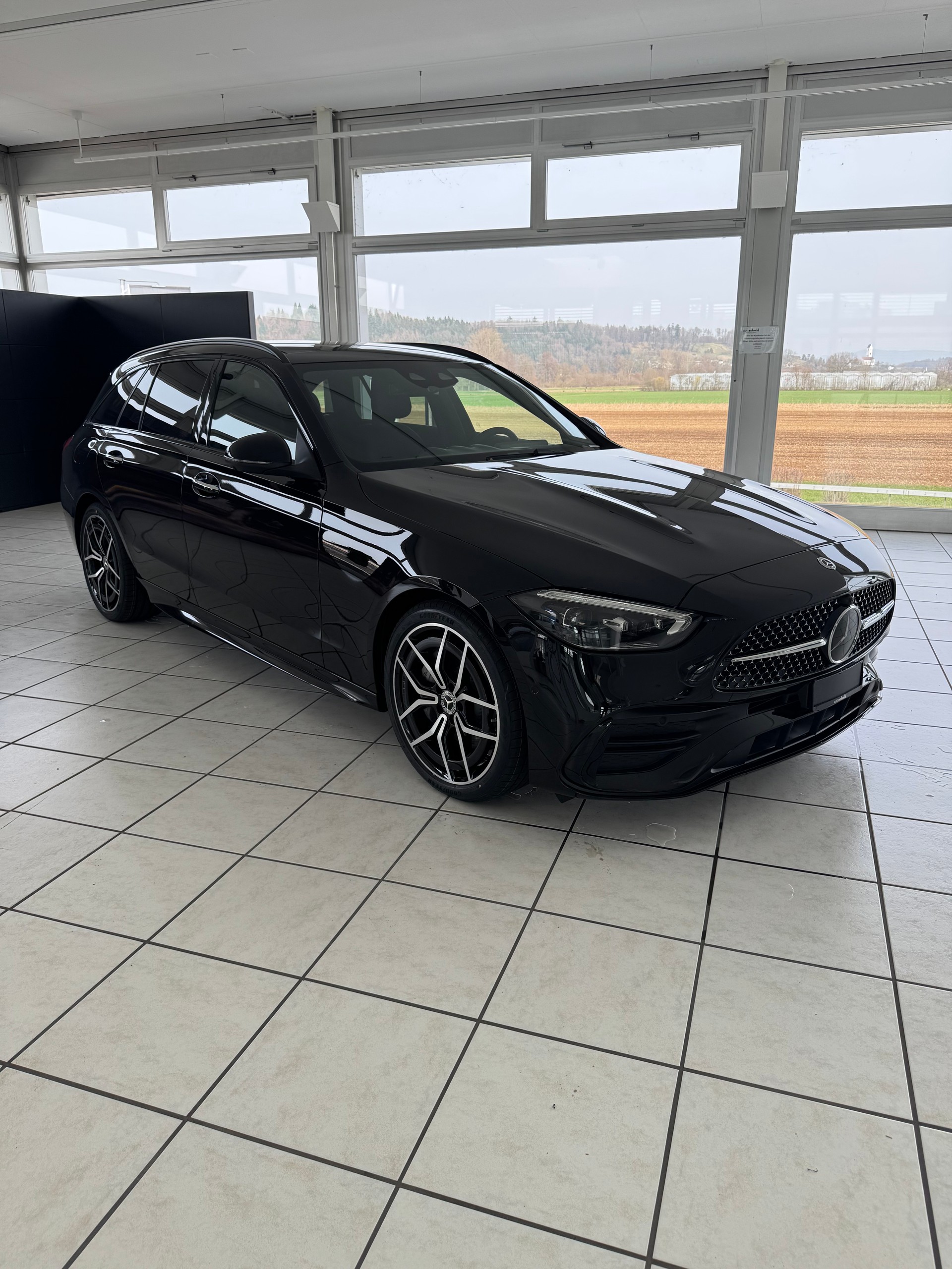MERCEDES-BENZ C 220 d T 4 Matic Swiss Star-image-0