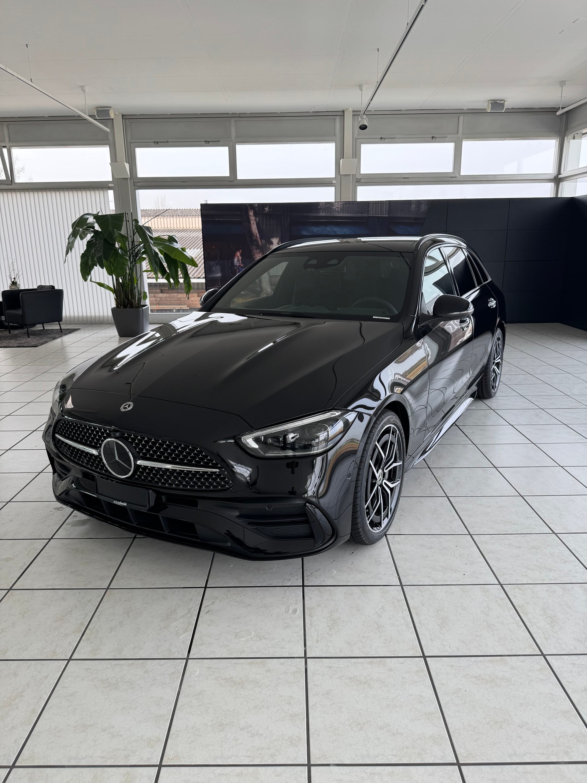 MERCEDES-BENZ C 220 d T 4 Matic Swiss Star-image-2