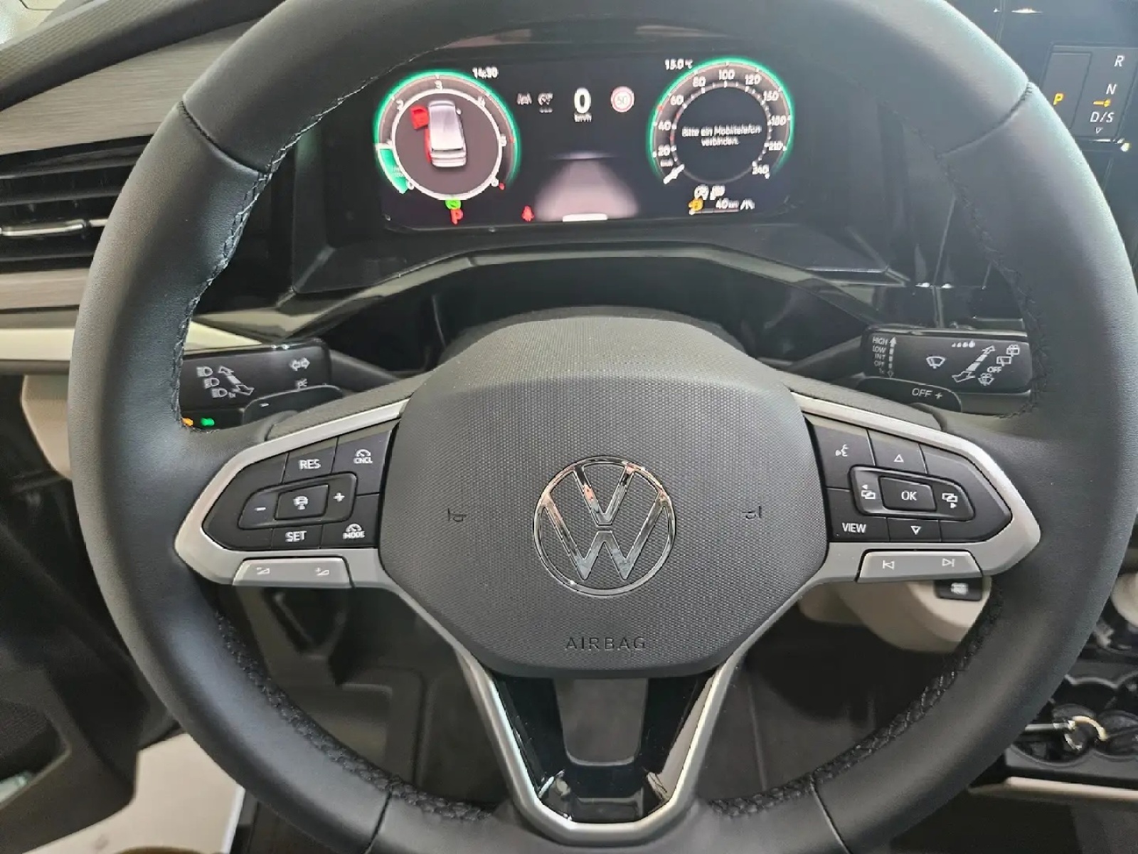 VW Multivan 2.0 TDI Life DSG Lang-image-9