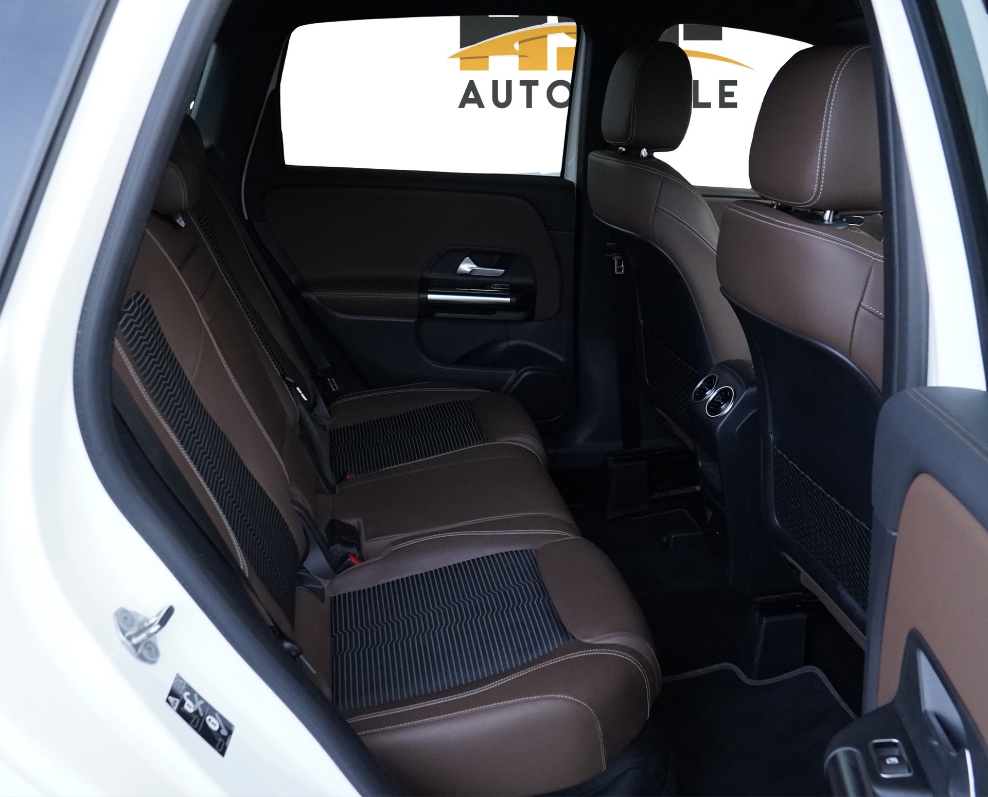 MERCEDES-BENZ B 220 d 4Matic Swiss Star 8G-DCT *CH Fahrzeug & AHK*-image-15