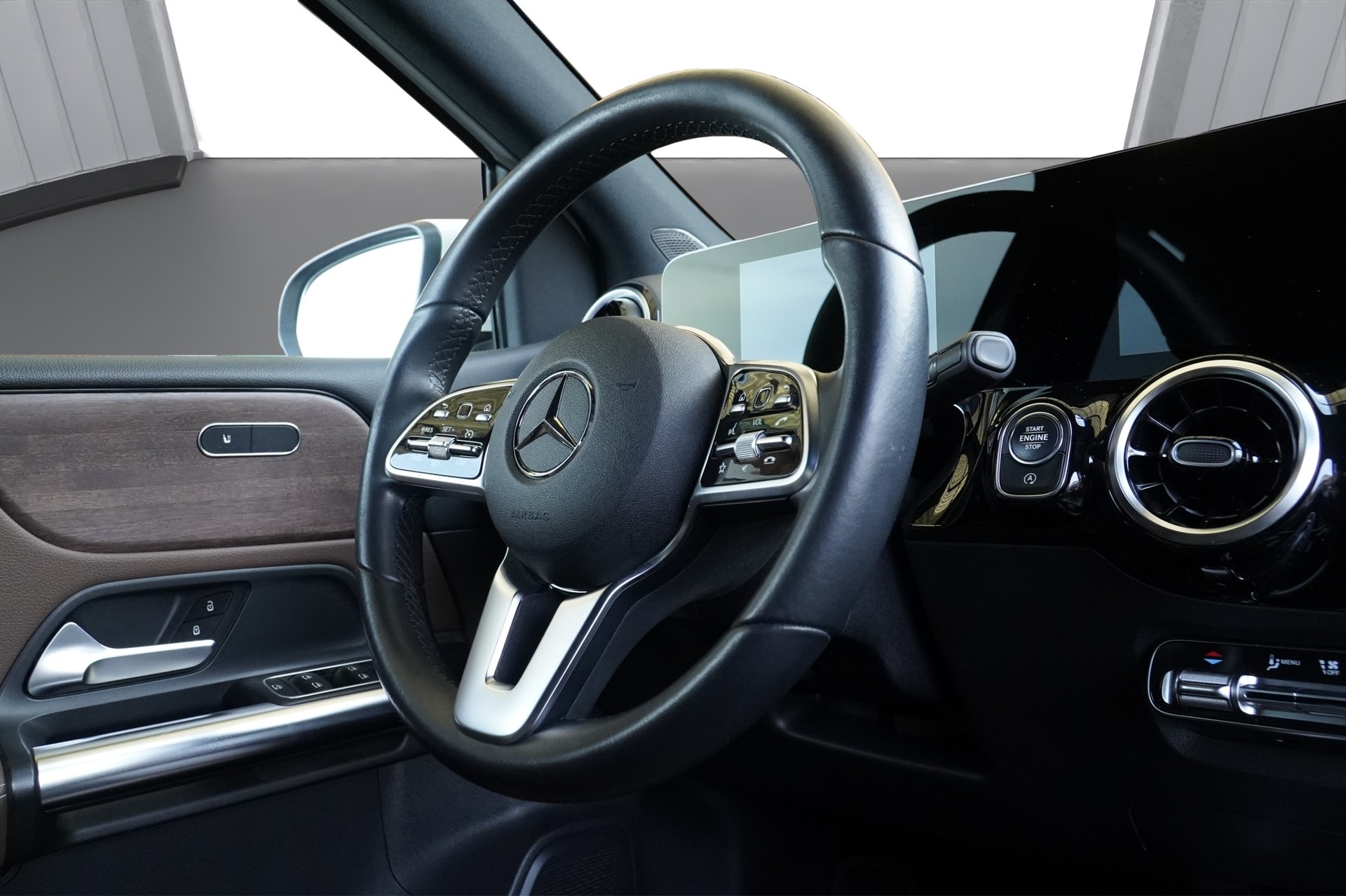 MERCEDES-BENZ B 220 d 4Matic Swiss Star 8G-DCT *CH Fahrzeug & AHK*-image-13