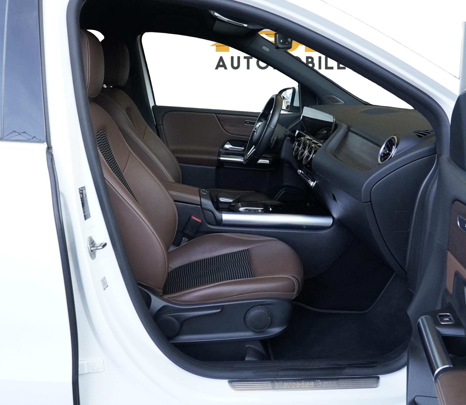 MERCEDES-BENZ B 220 d 4Matic Swiss Star 8G-DCT *CH Fahrzeug & AHK*-image-11