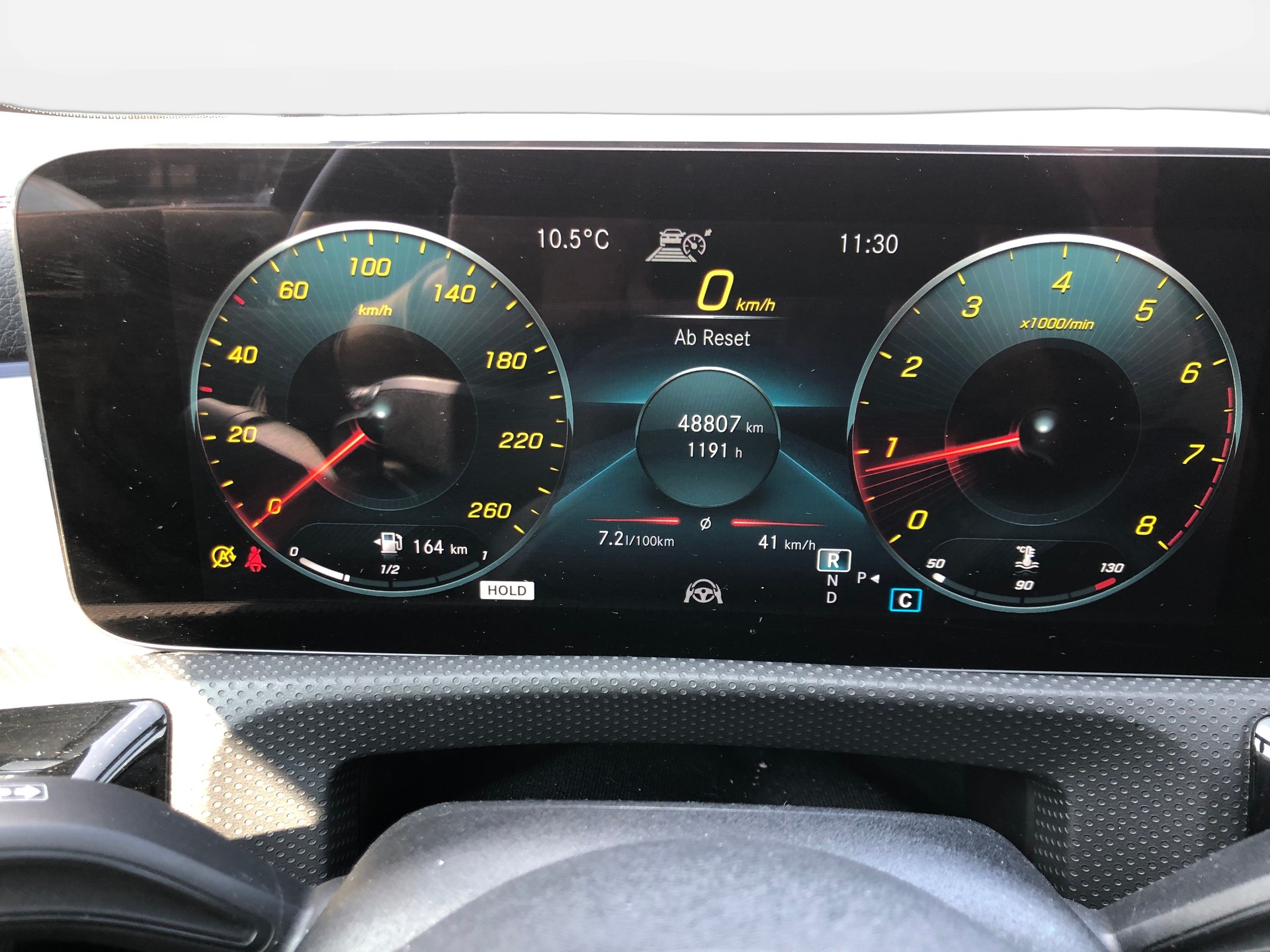 MERCEDES-BENZ CLA 180 AMG Line 7G-DCT-image-7