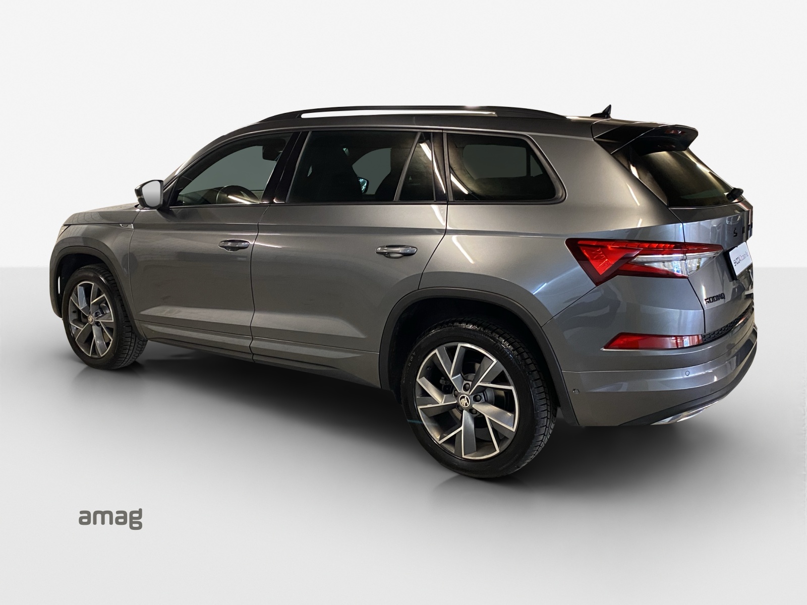 SKODA Kodiaq 2.0 TSI 4x4 SportLine-image-2