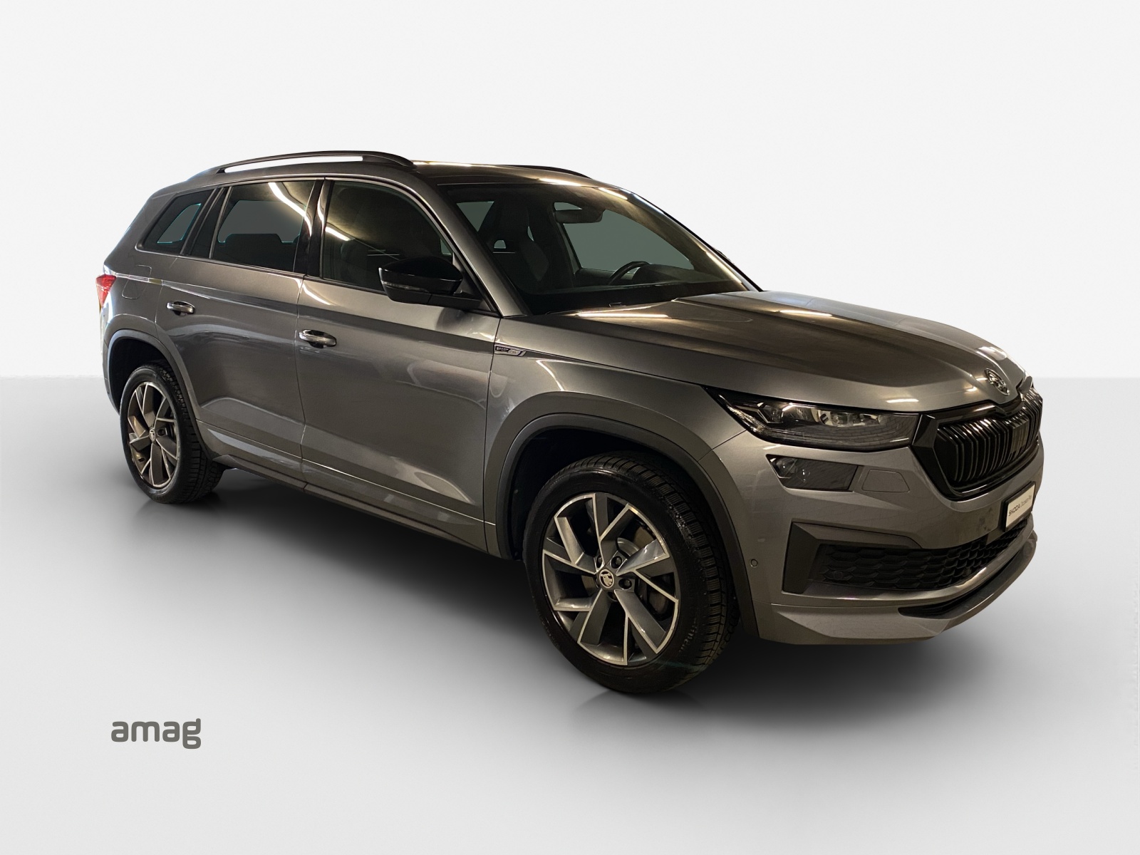 SKODA Kodiaq 2.0 TSI 4x4 SportLine-image-5